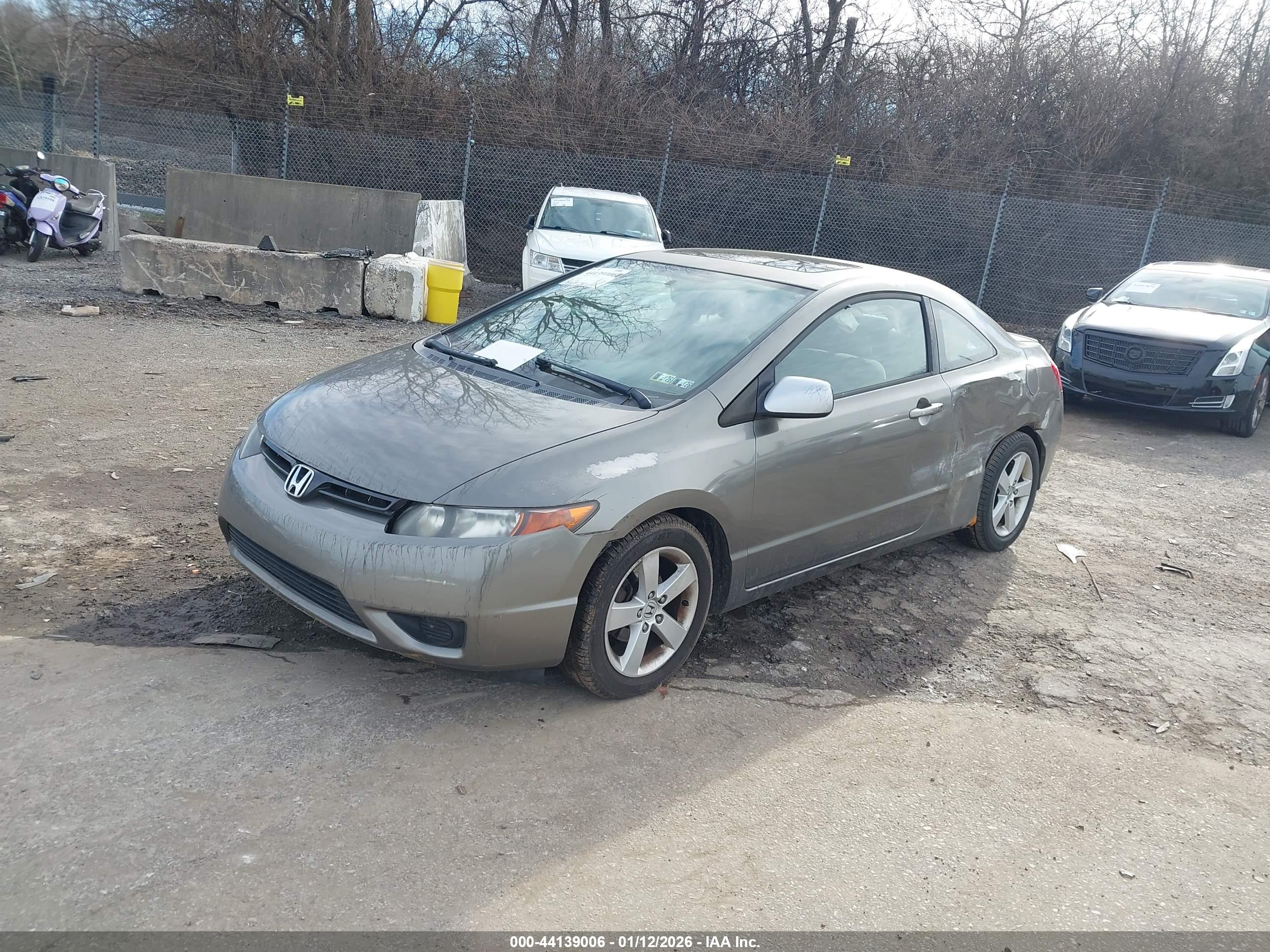 HONDA CIVIC image 2
