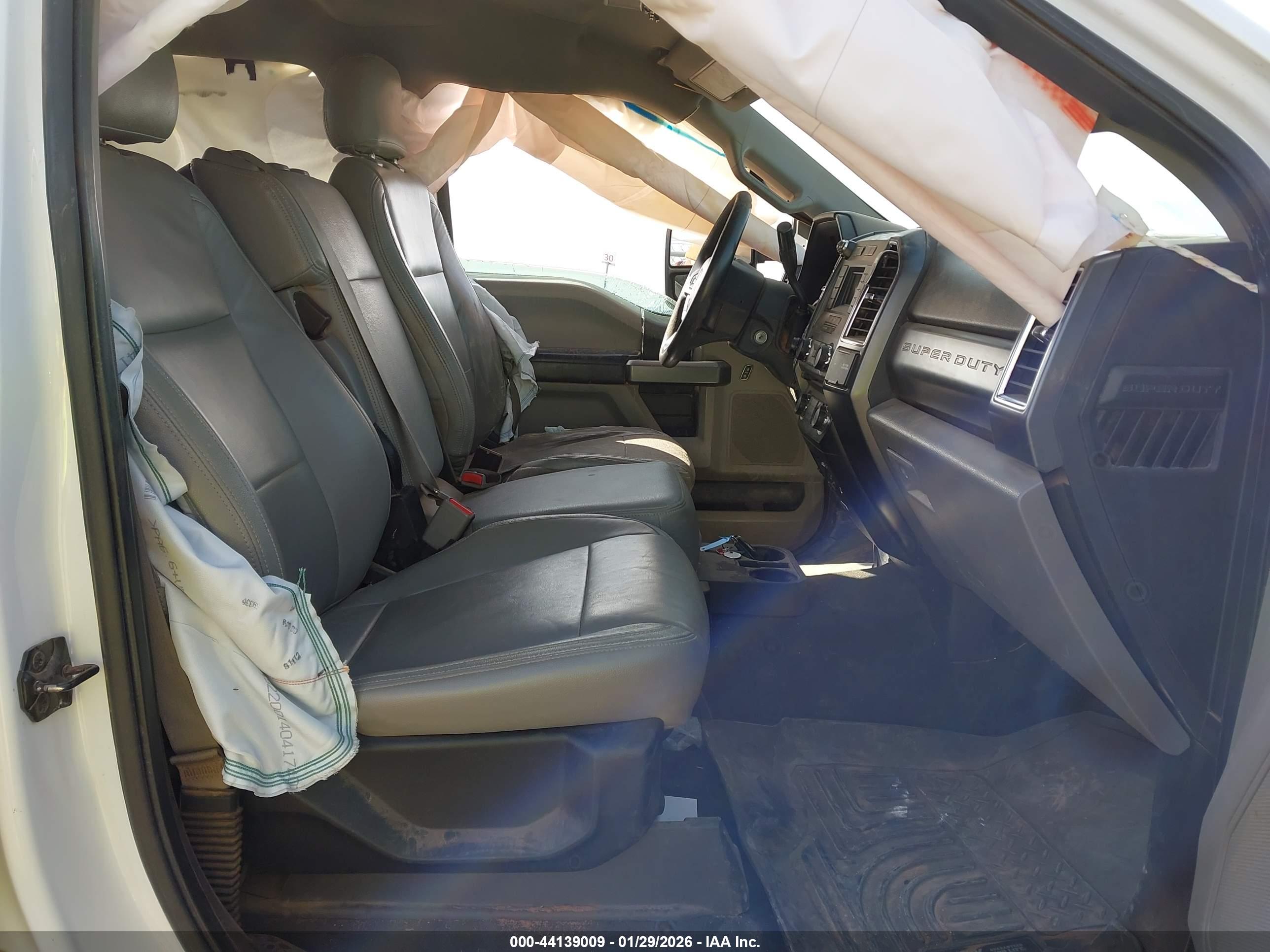 FORD F-250 image 5