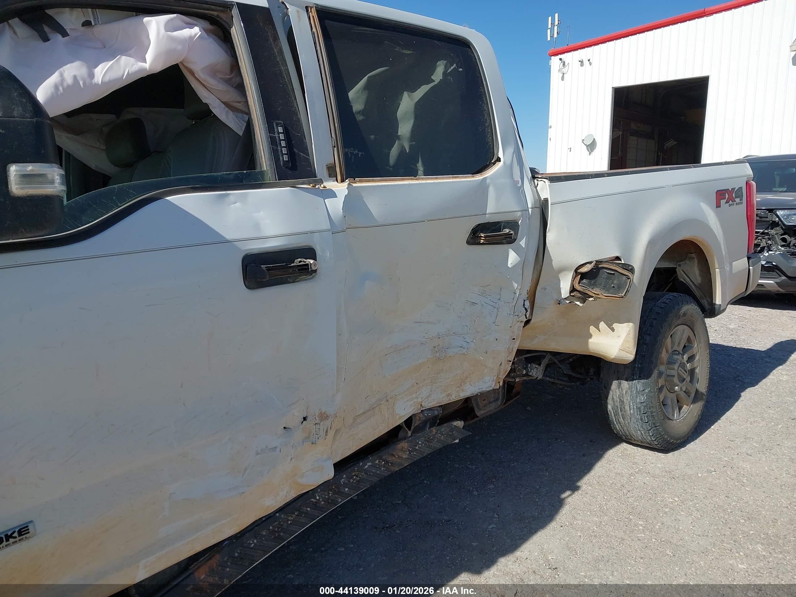 FORD F-250 image 6