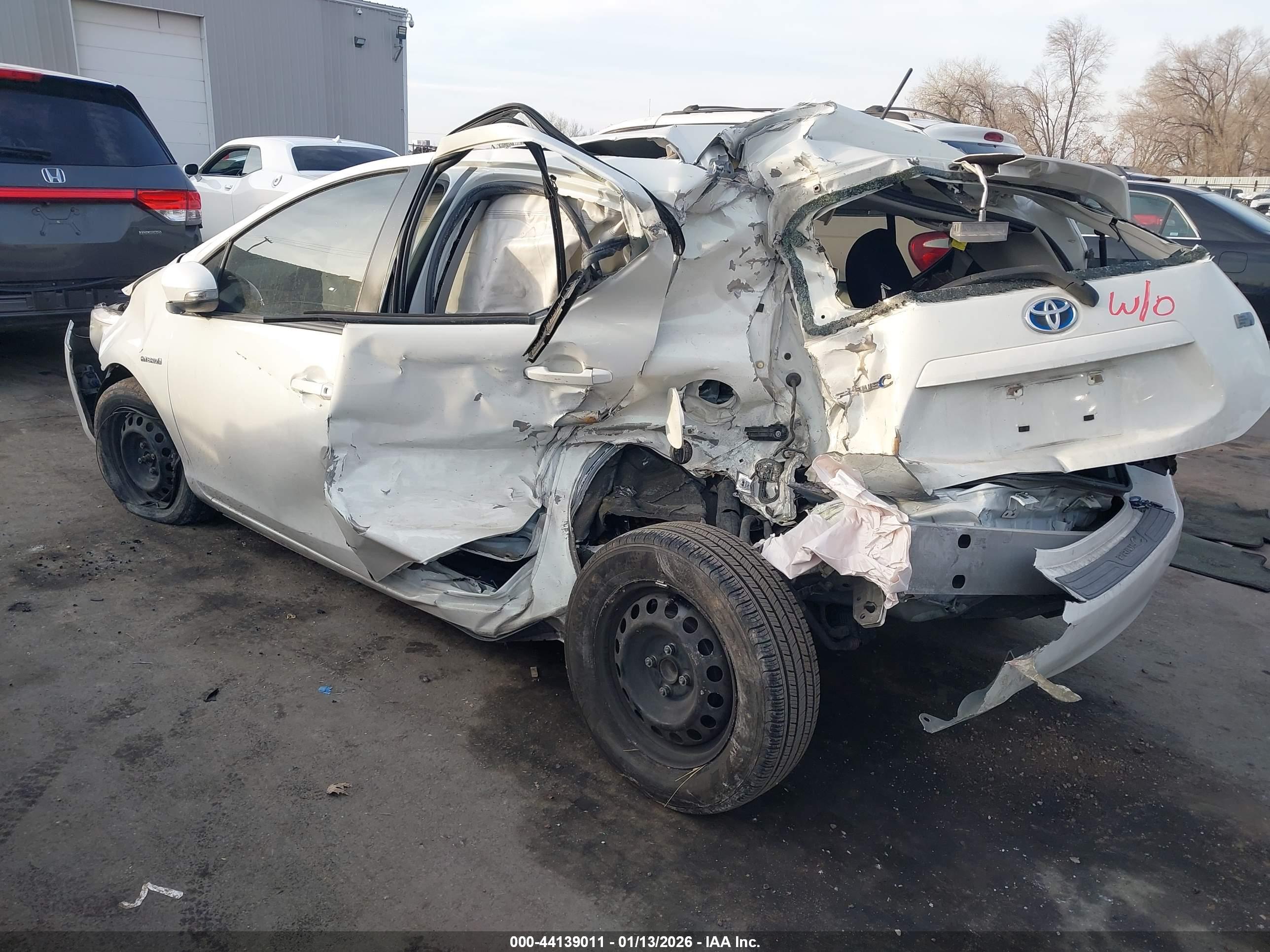 TOYOTA PRIUS image 3