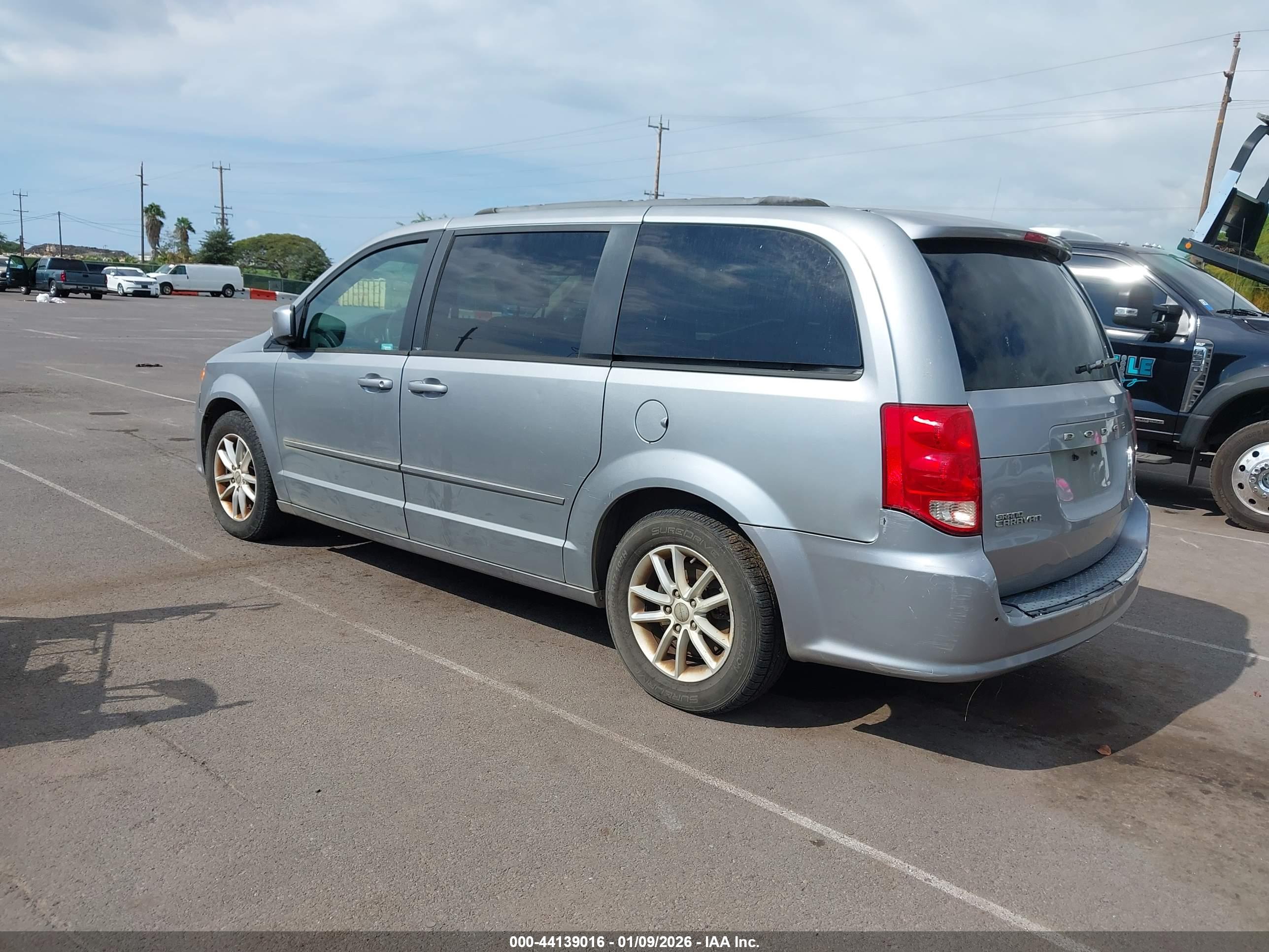 DODGE GRAND image 3