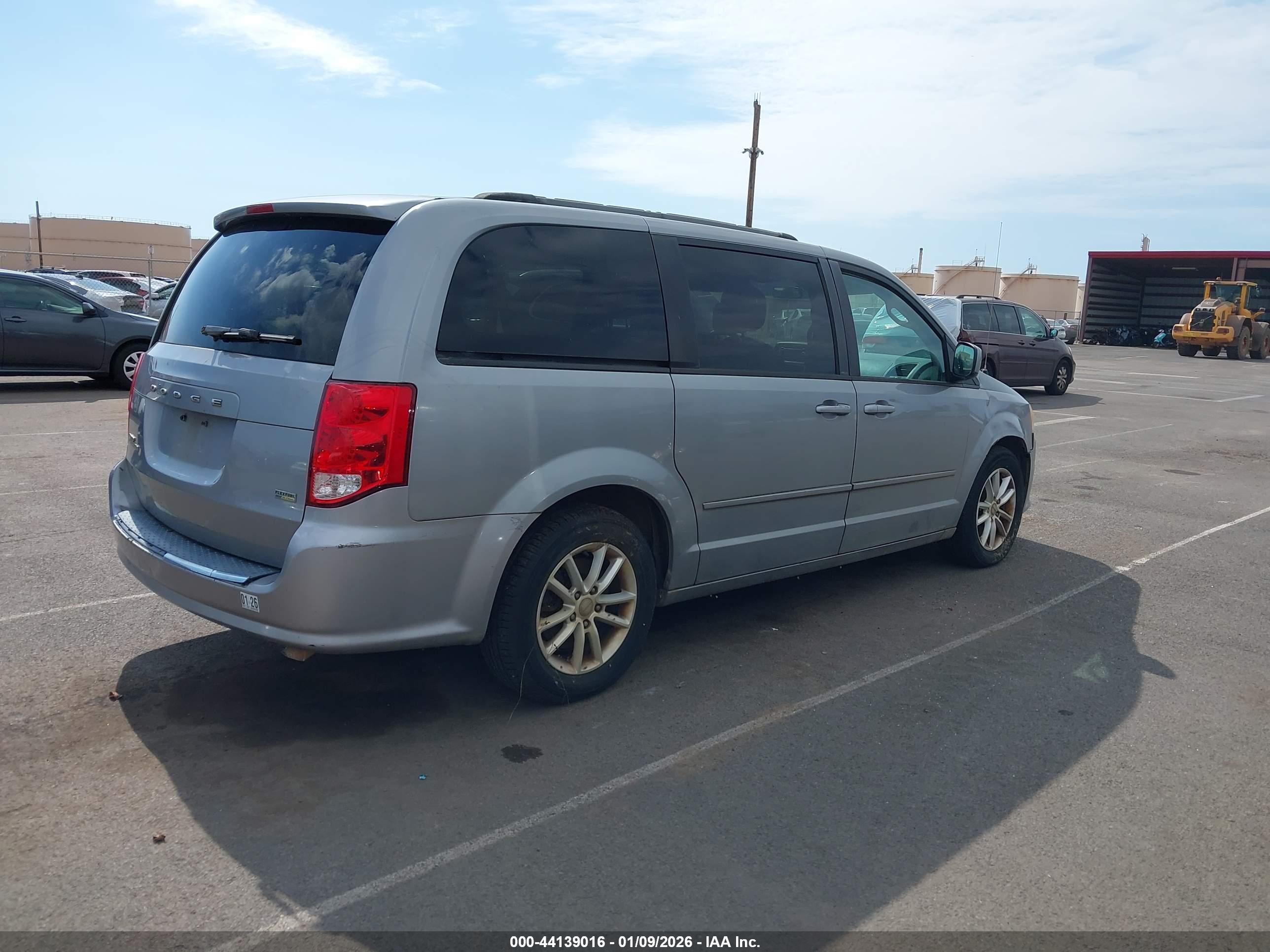 DODGE GRAND image 4