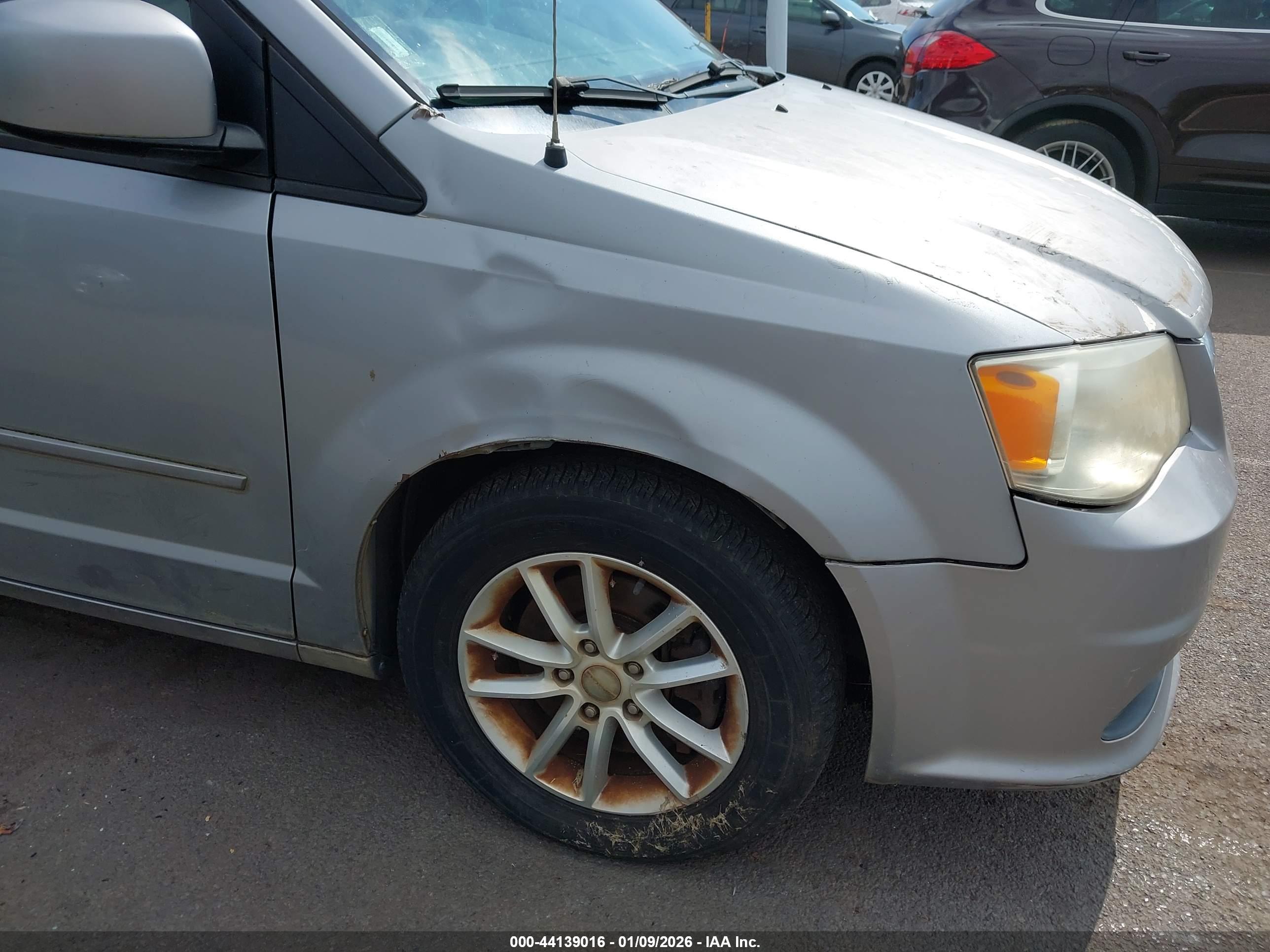DODGE GRAND image 6