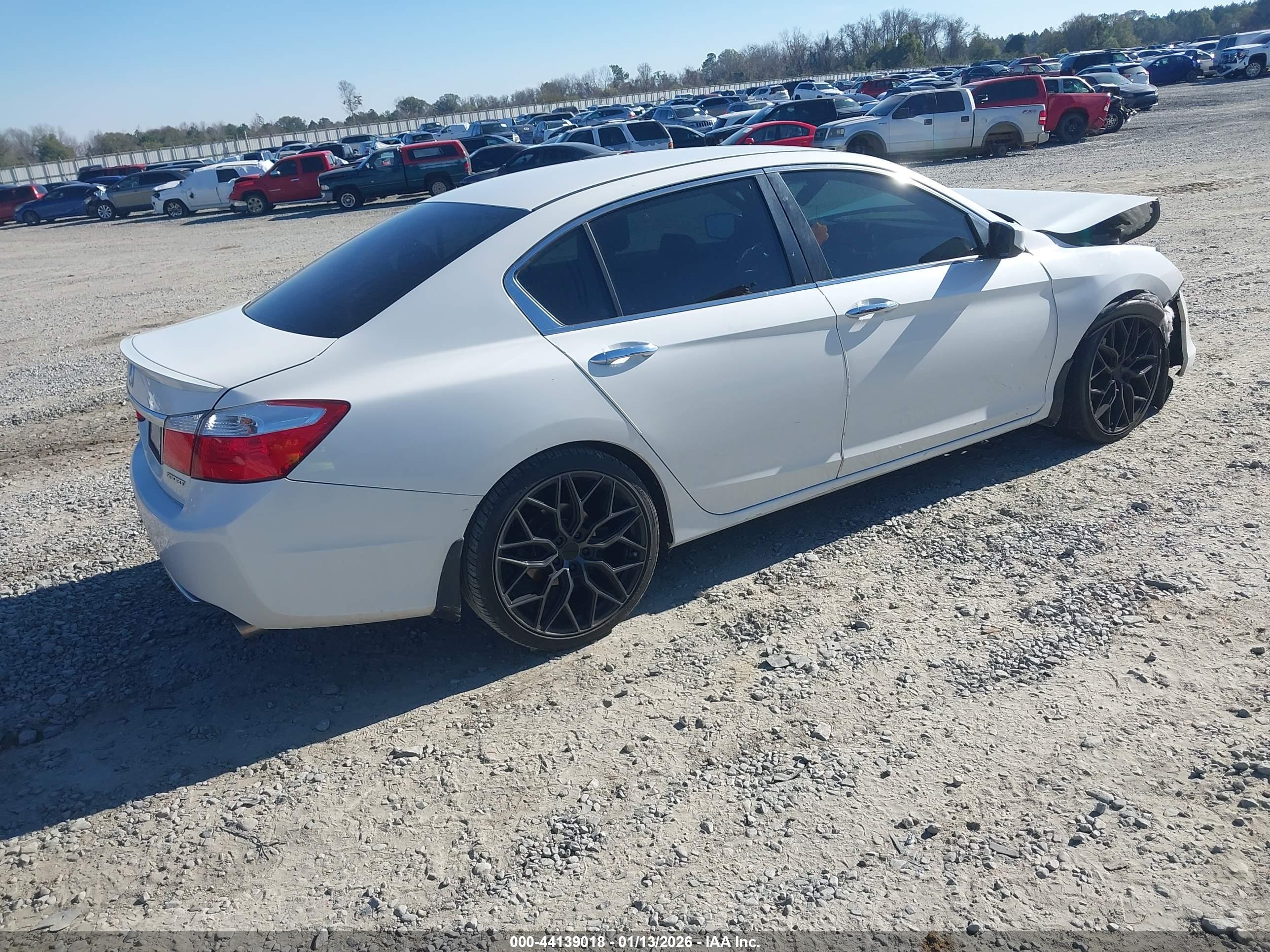 HONDA ACCORD image 4