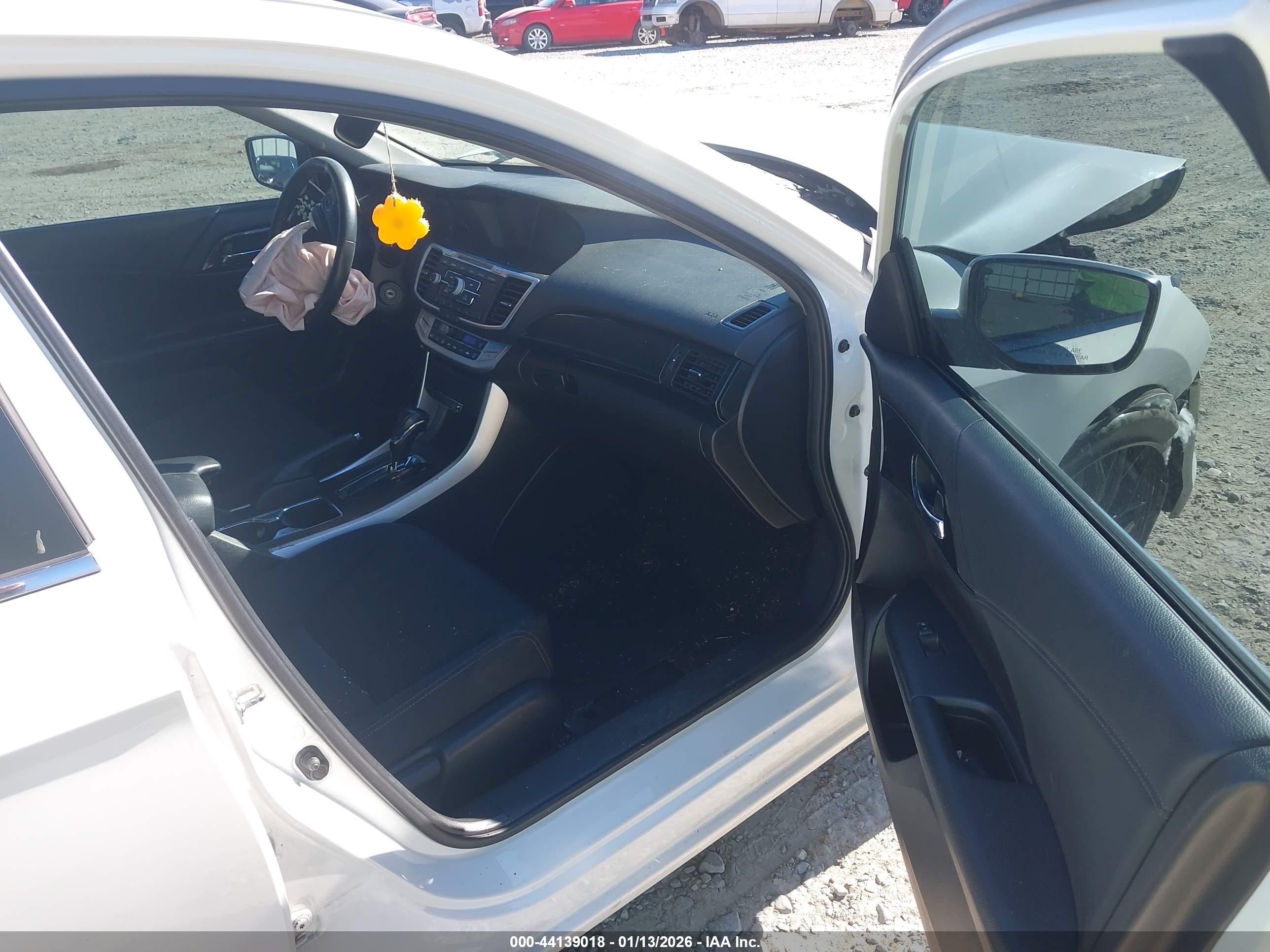 HONDA ACCORD image 5
