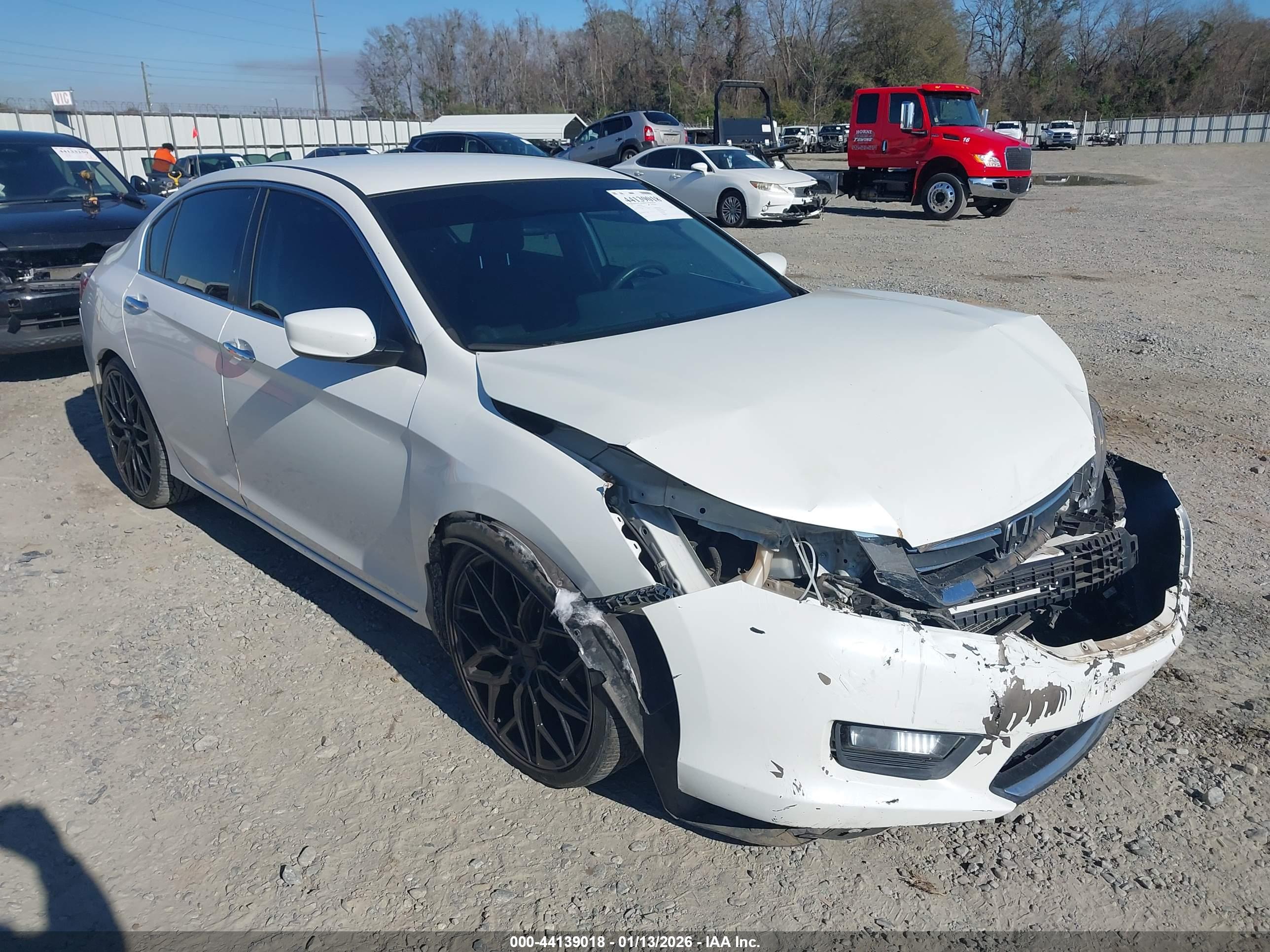 HONDA ACCORD image 6