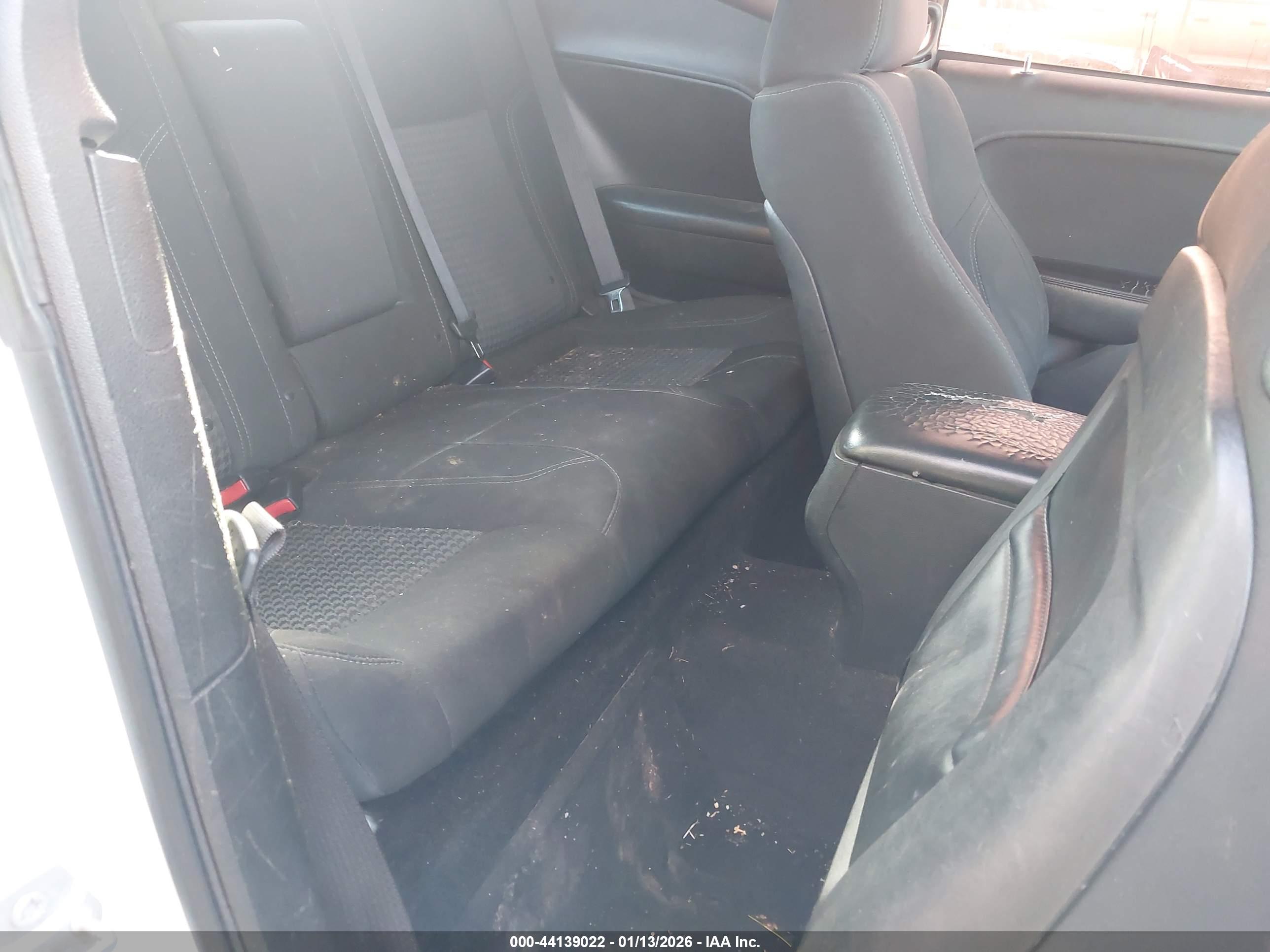 DODGE CHALLENGER image 8