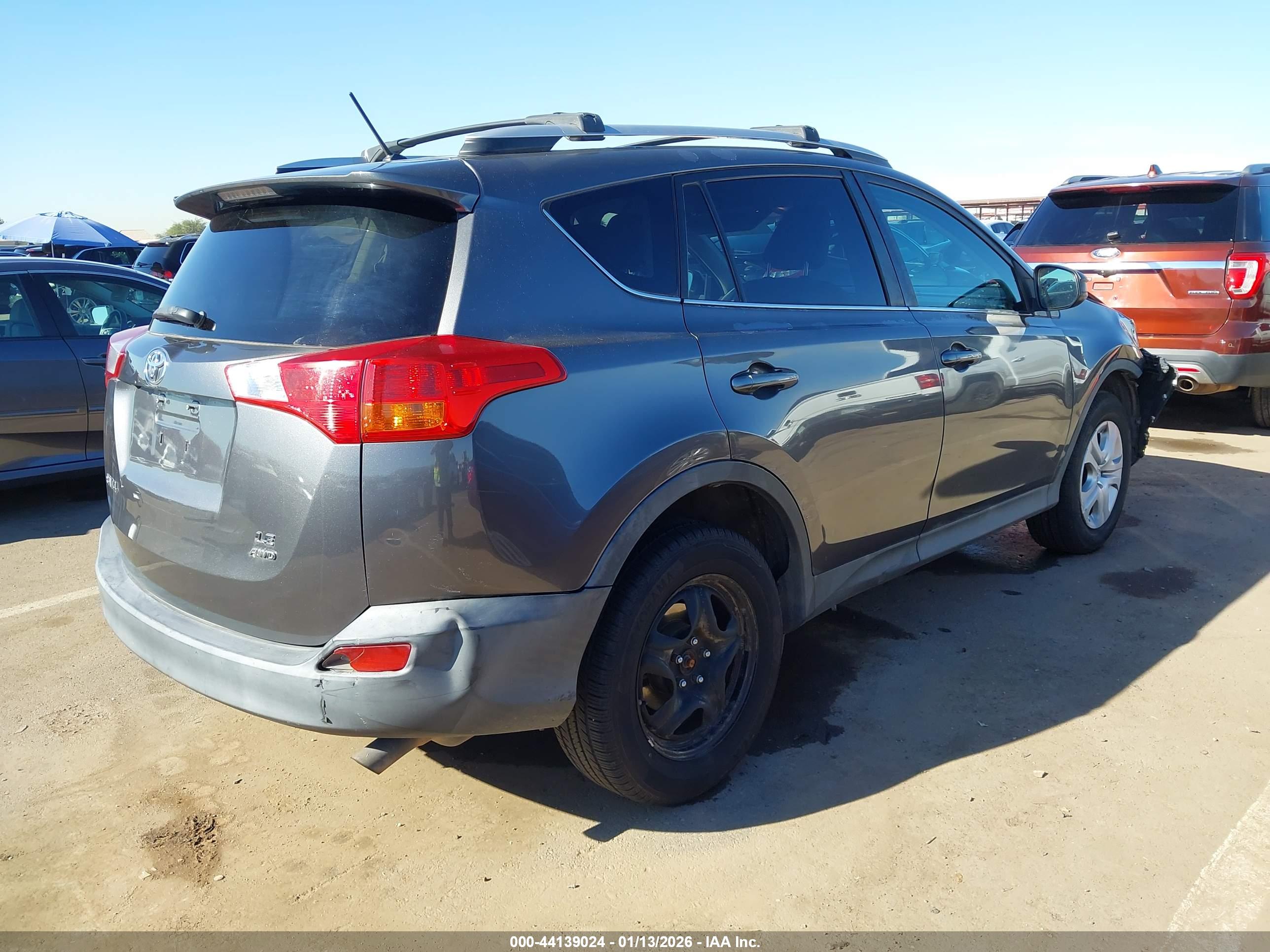 TOYOTA RAV4 image 4