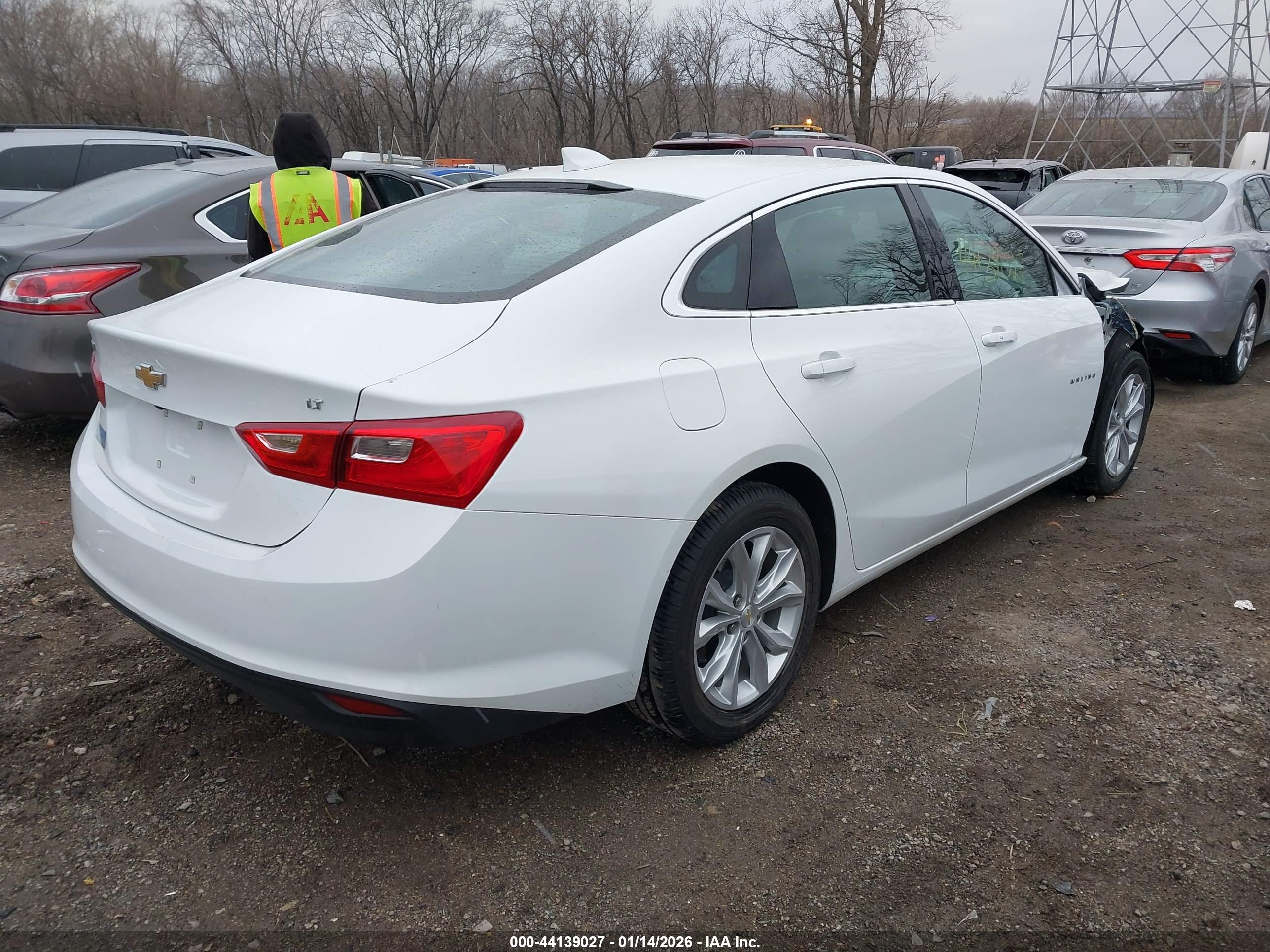 CHEVROLET MALIBU image 4