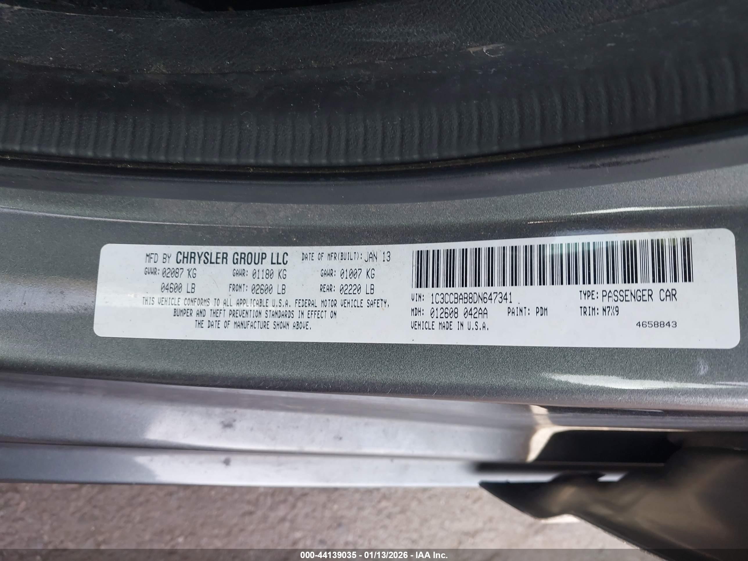 CHRYSLER 200 image 9