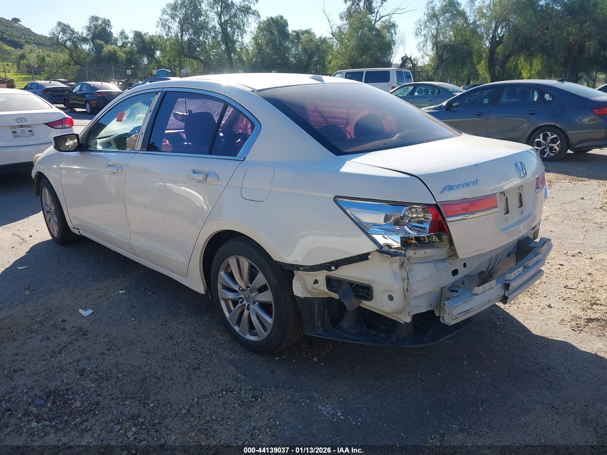 HONDA ACCORD image 3