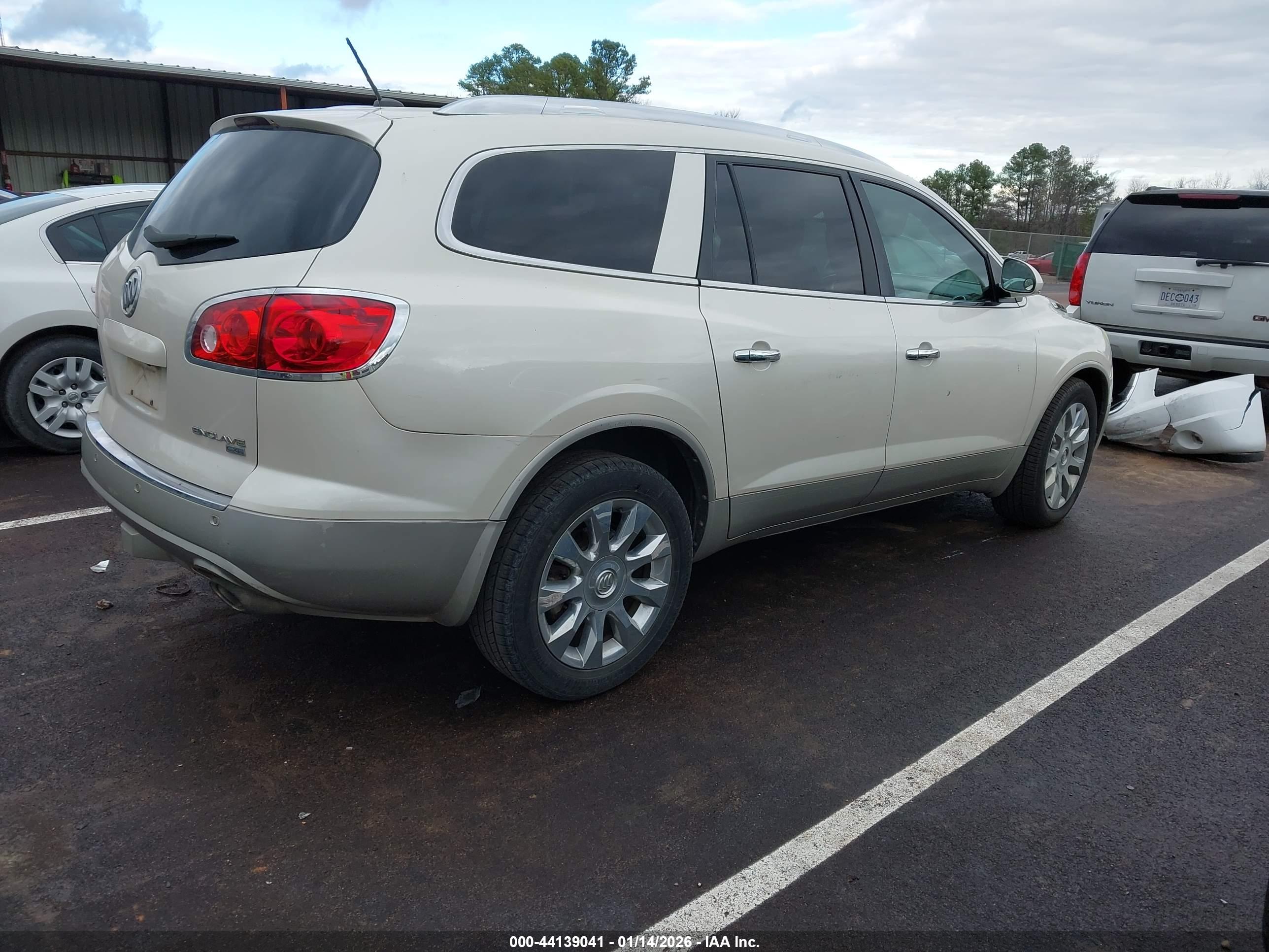 BUICK ENCLAVE image 4