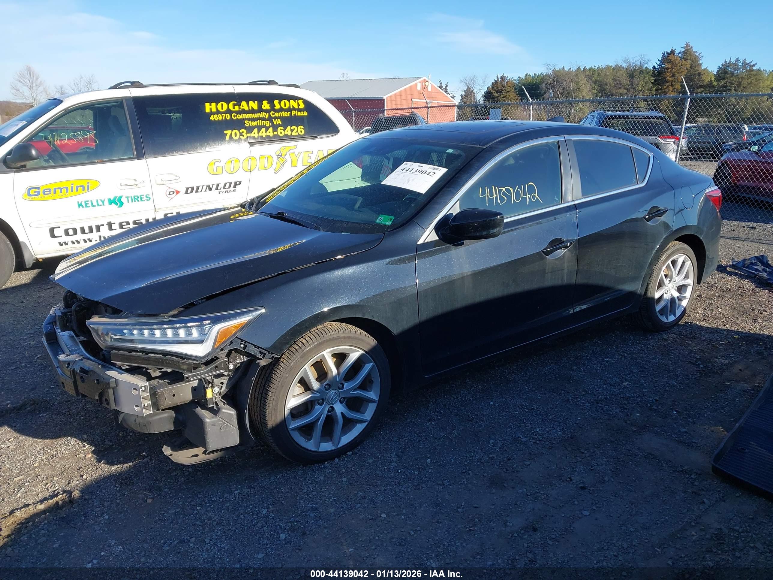 ACURA ILX image 2