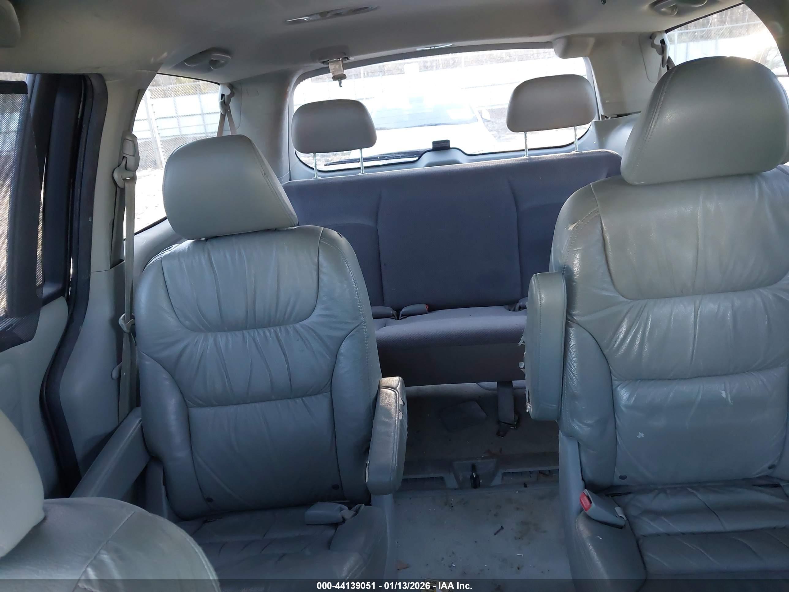 HONDA ODYSSEY image 8