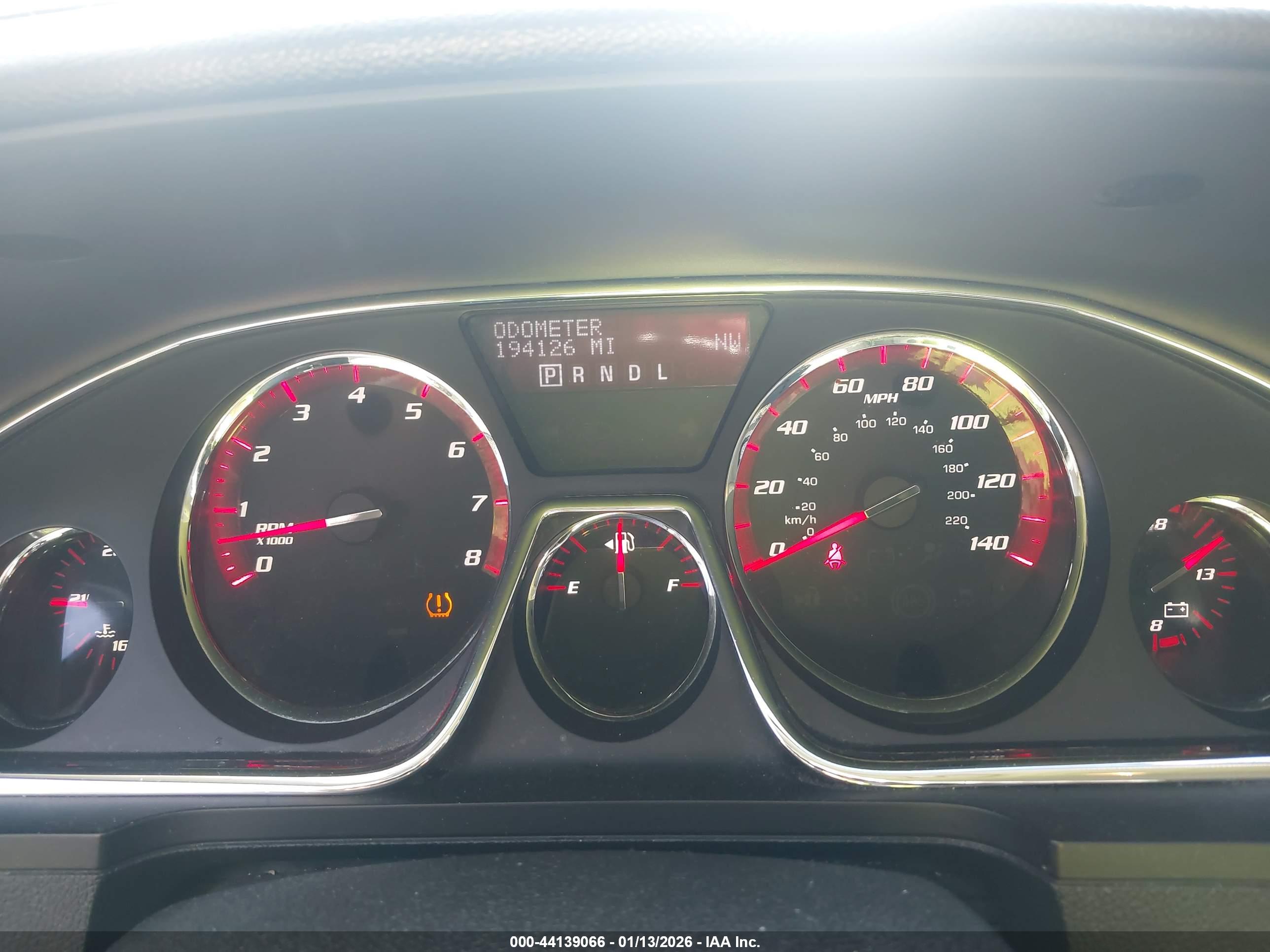 GMC ACADIA image 7