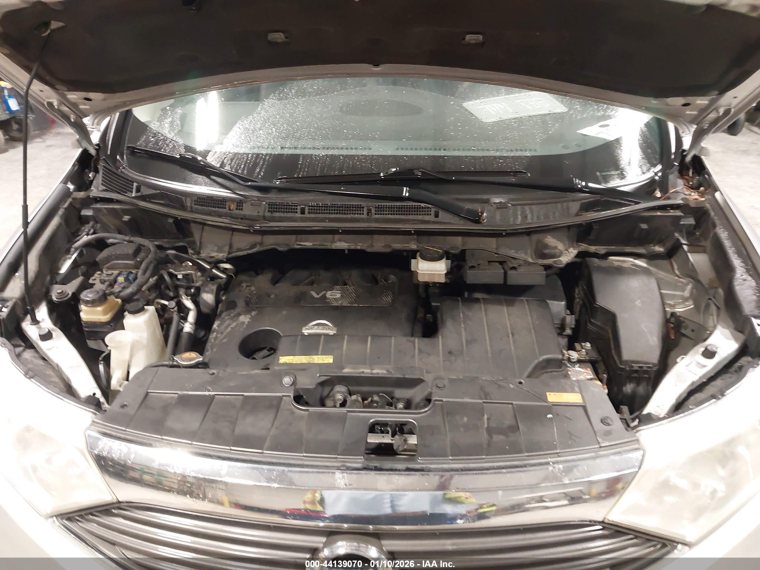 NISSAN QUEST image 10