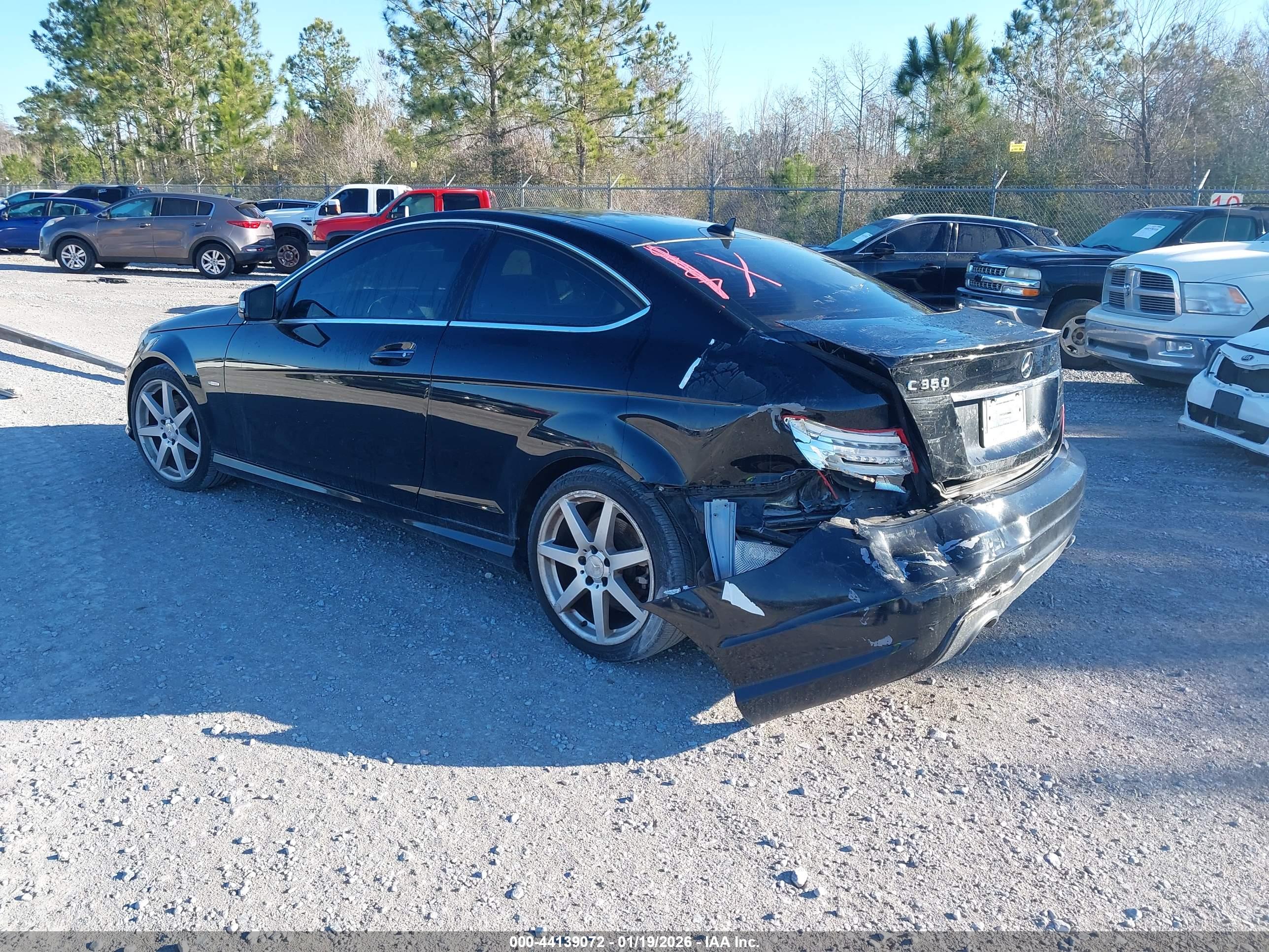 MERCEDES-BENZ C image 3