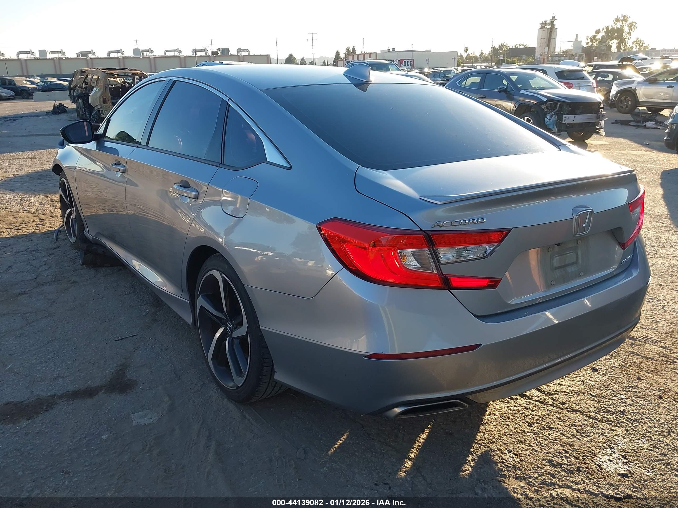 HONDA ACCORD image 3