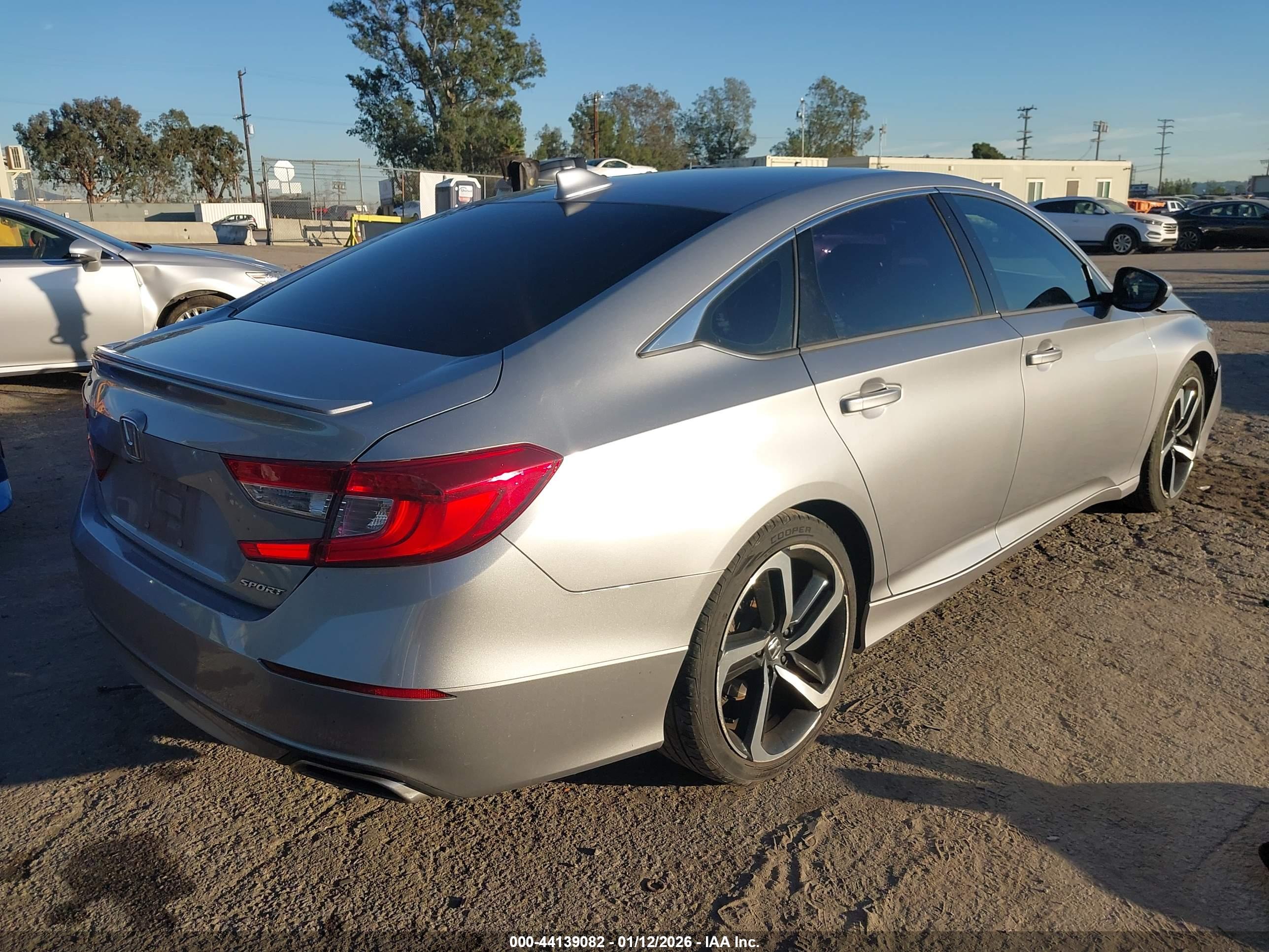 HONDA ACCORD image 4