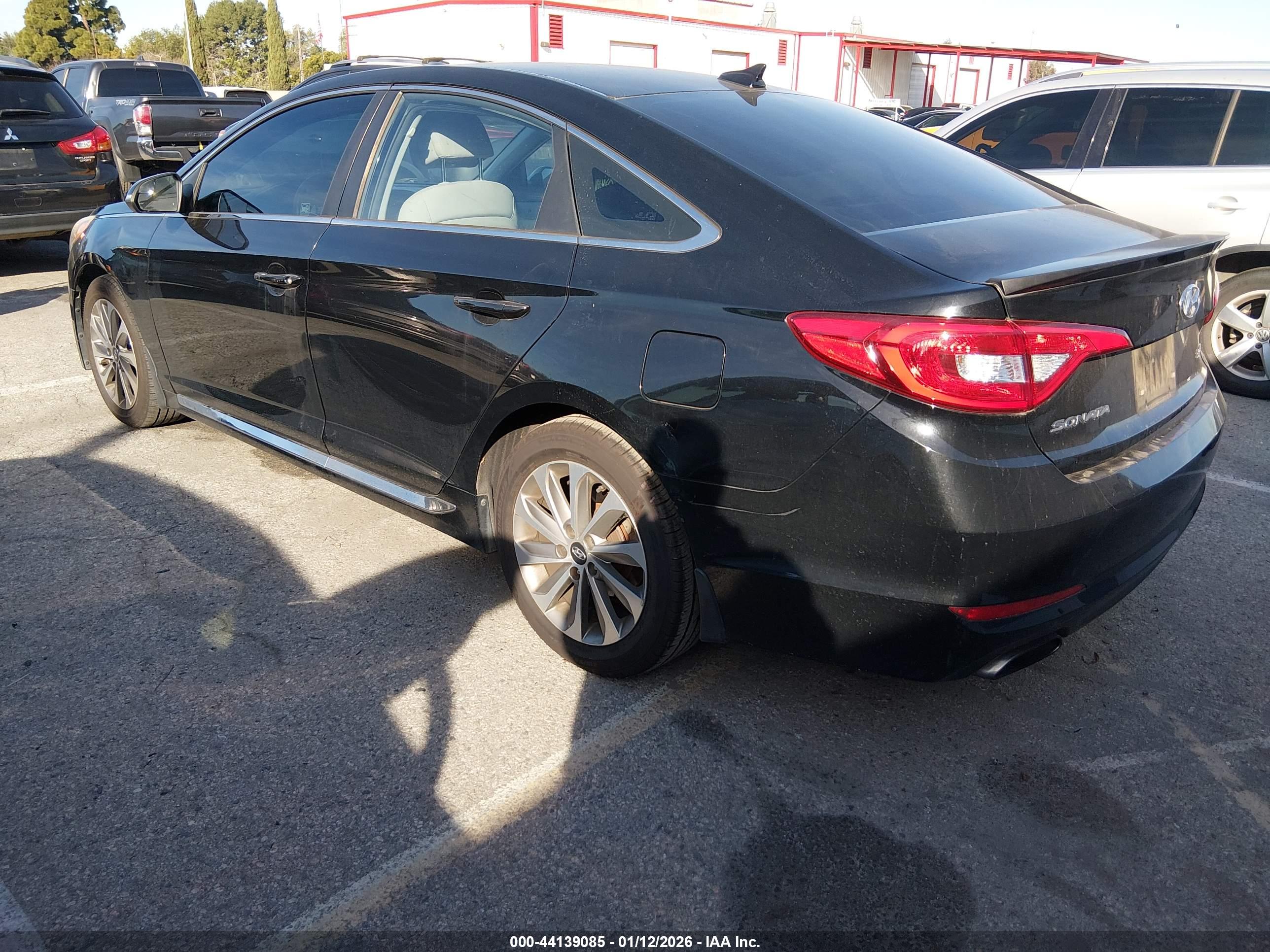 HYUNDAI SONATA image 3