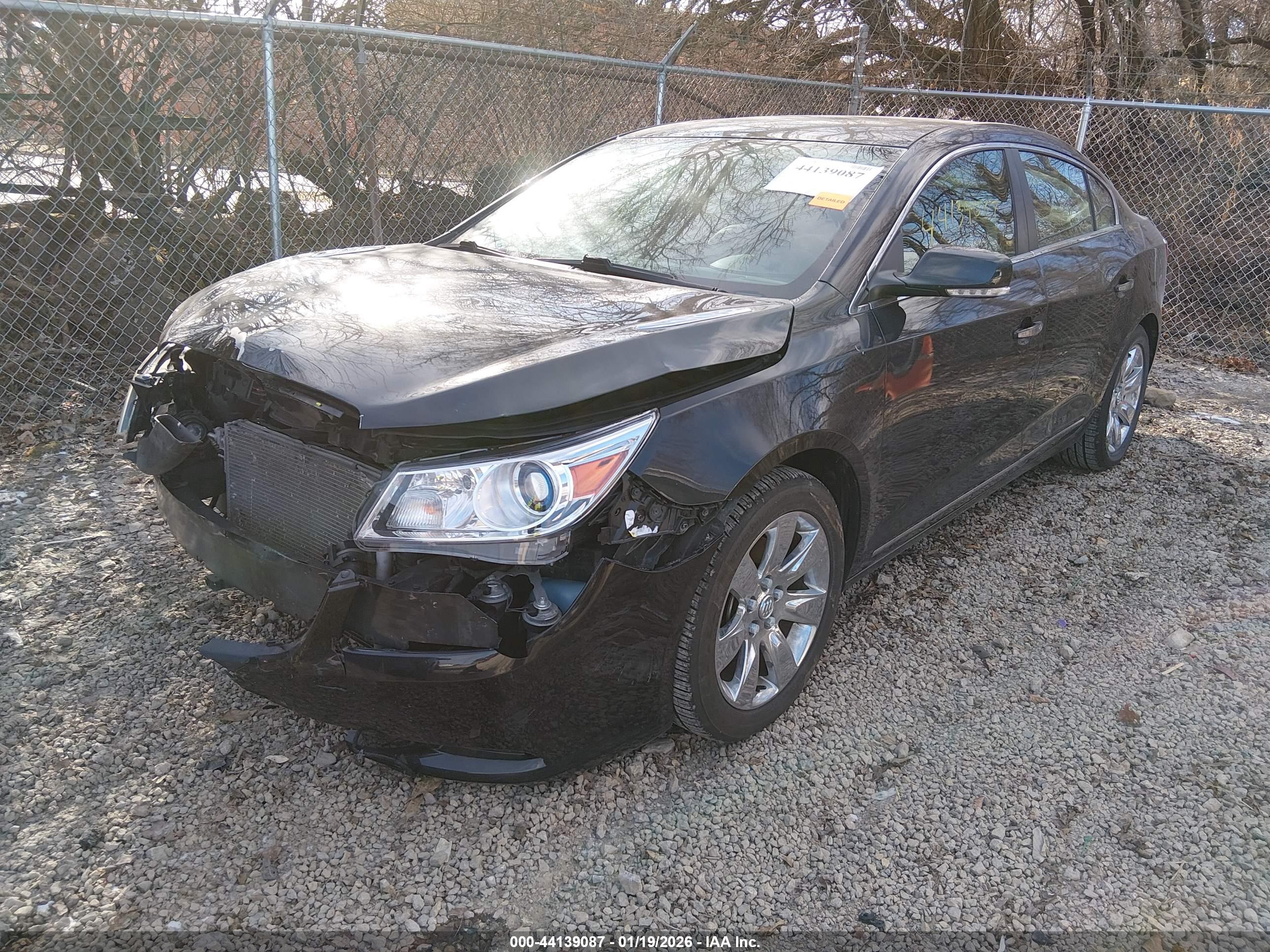 BUICK LACROSSE image 2