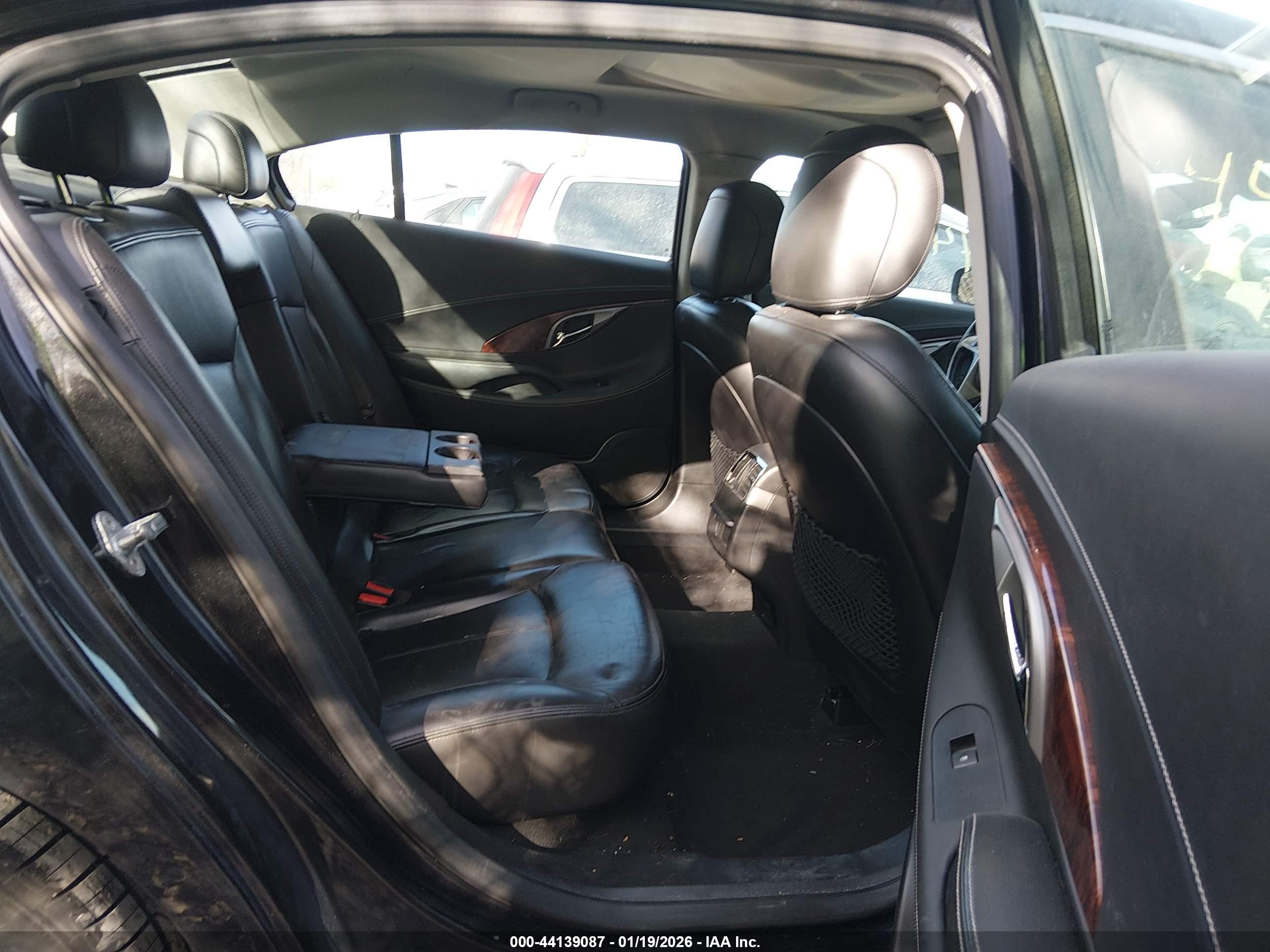 BUICK LACROSSE image 8