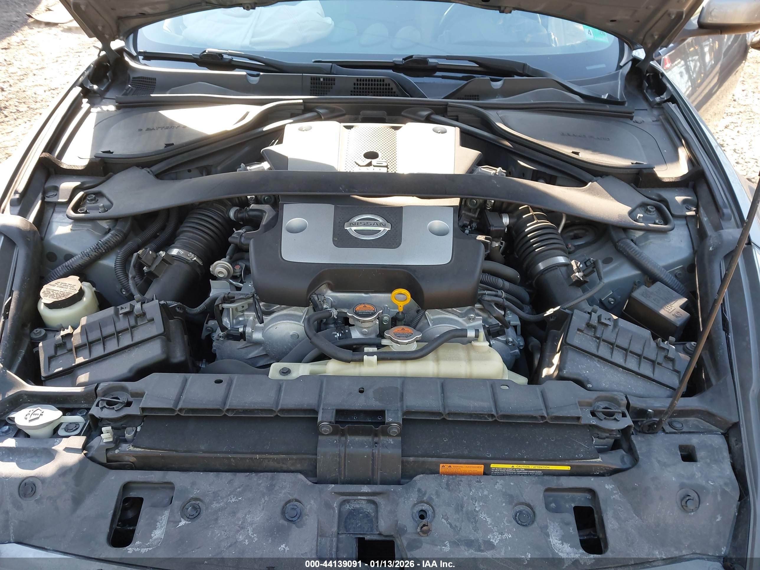 NISSAN 370Z image 10