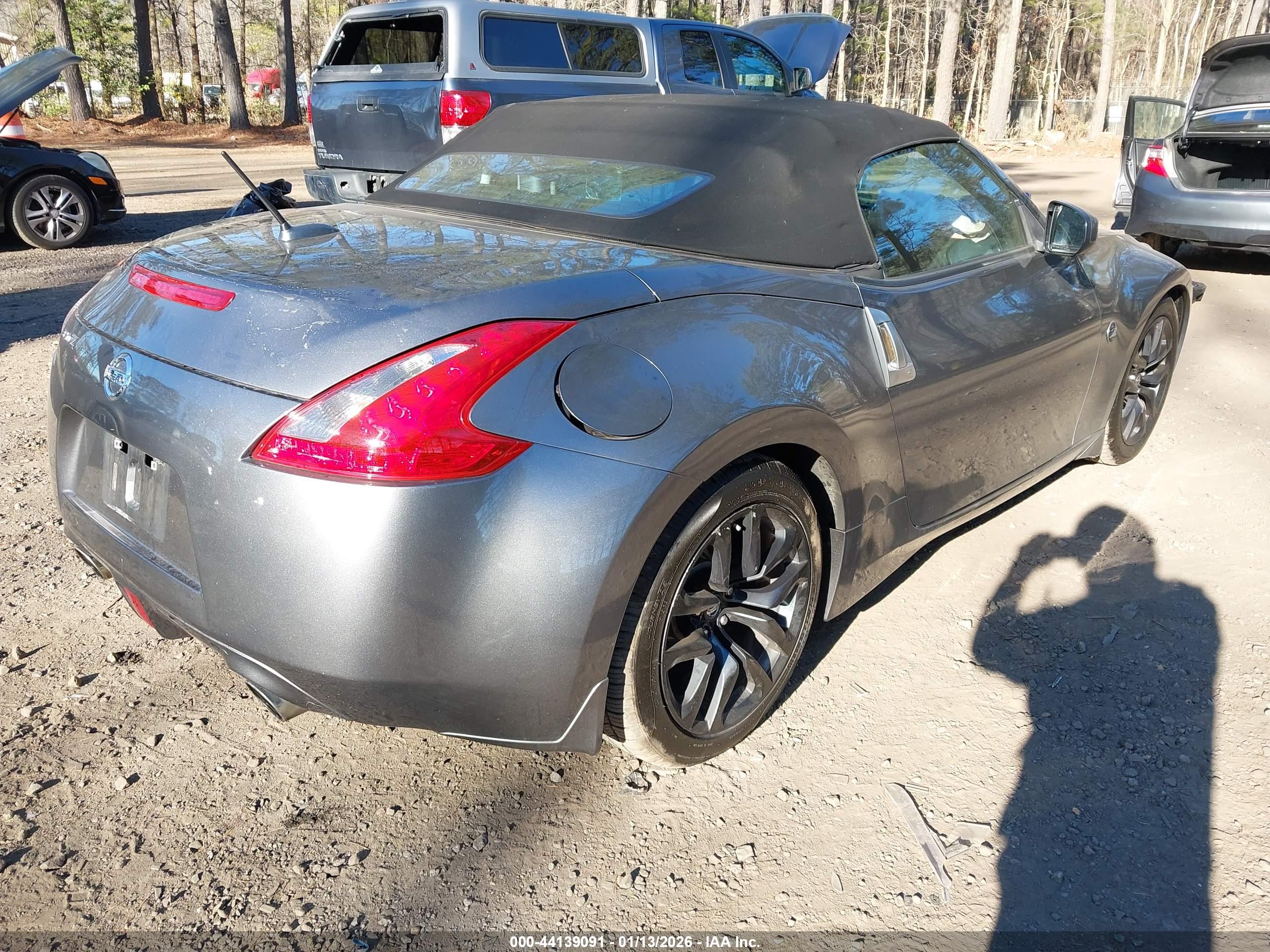 NISSAN 370Z image 4