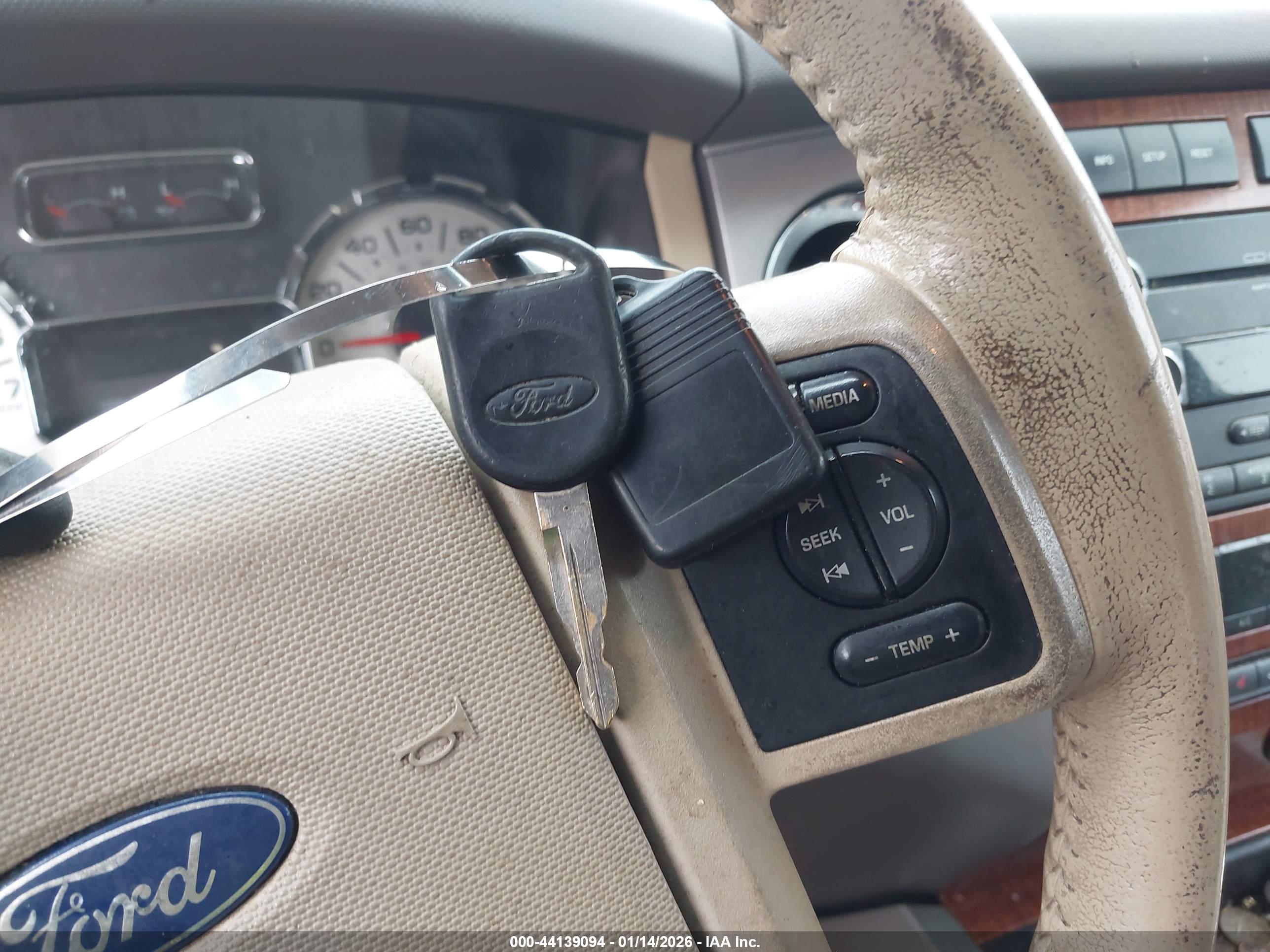 FORD EXPEDITION image 11