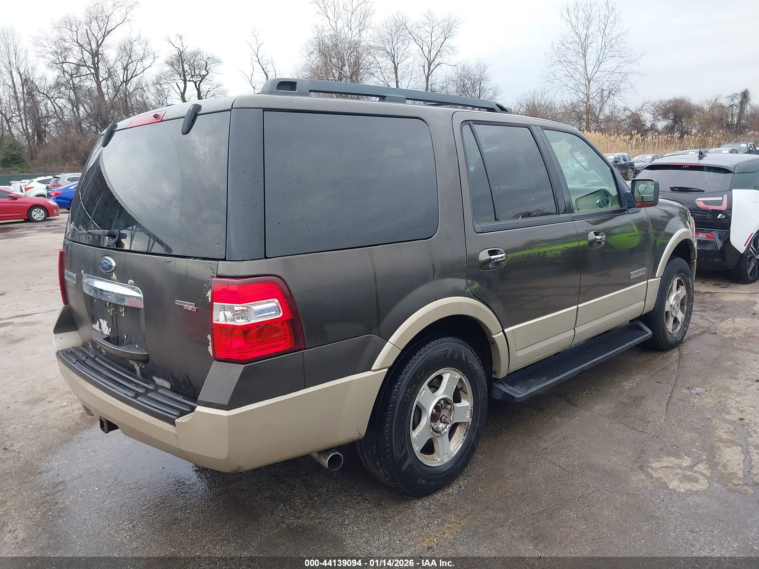 FORD EXPEDITION image 4