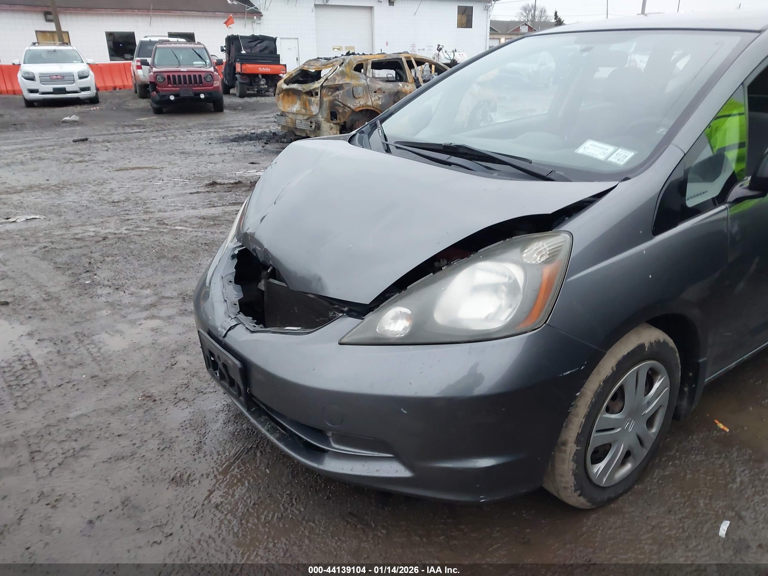 HONDA FIT image 6