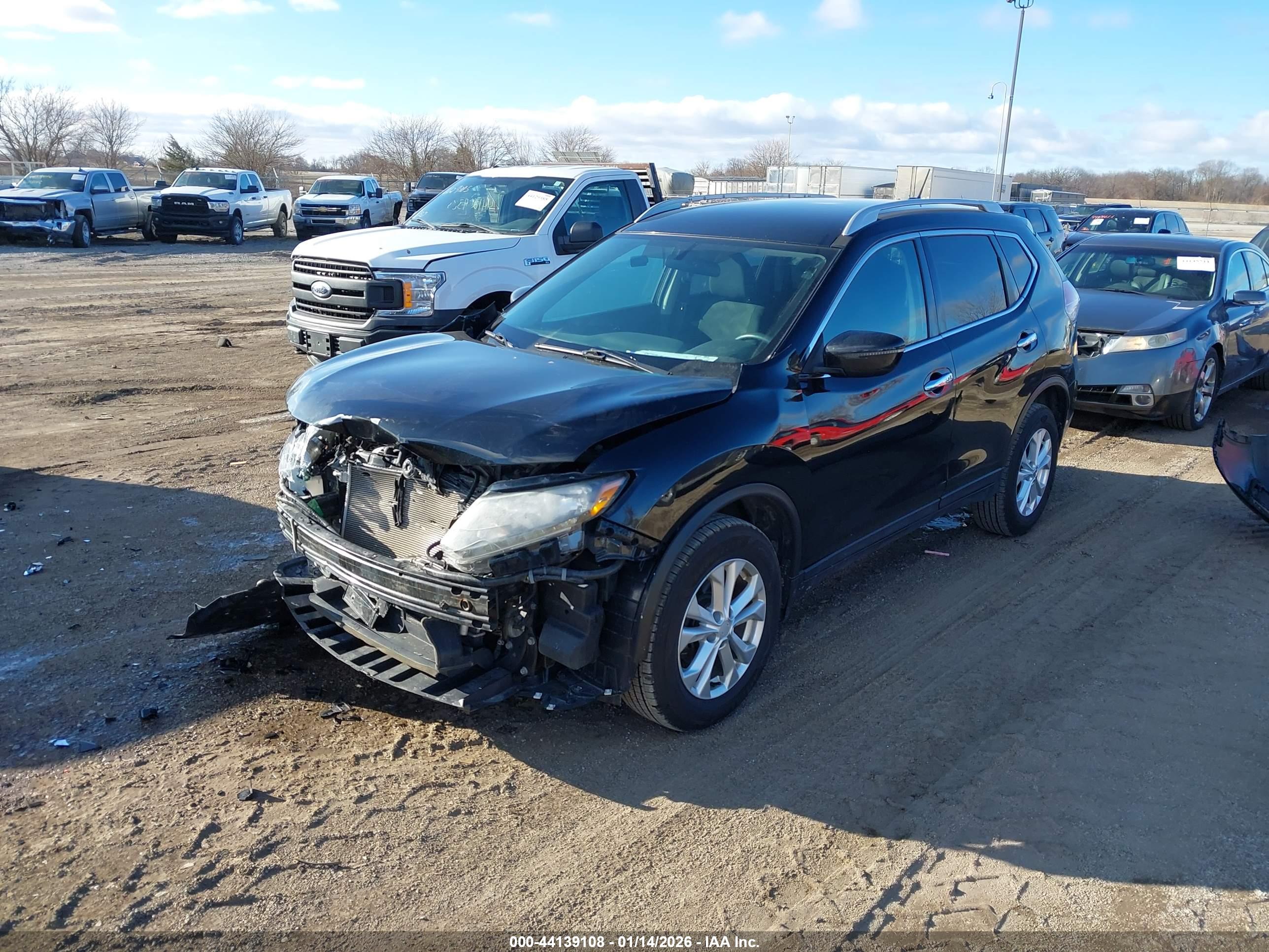 NISSAN ROGUE image 2