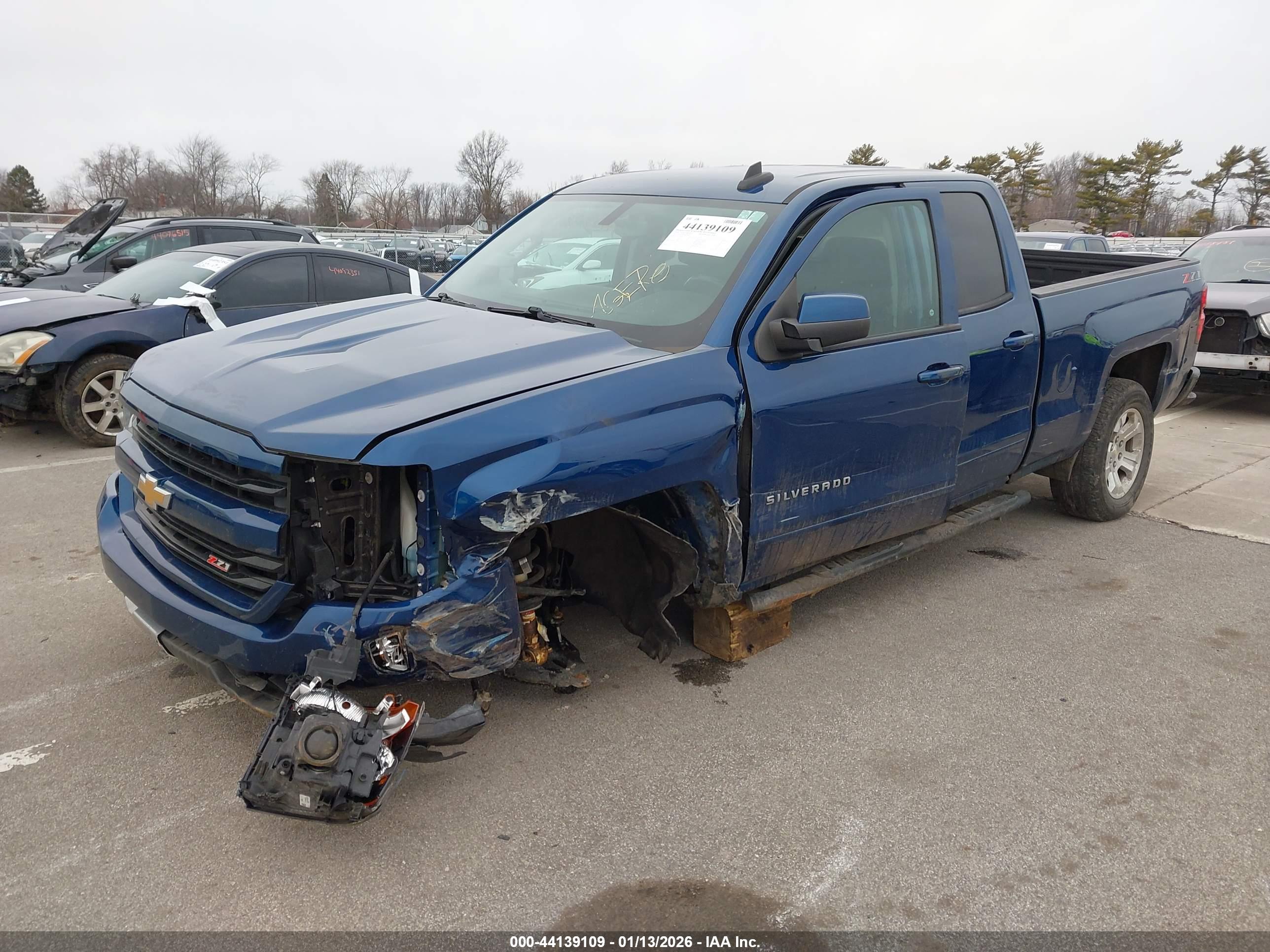 CHEVROLET SILVERADO image 2