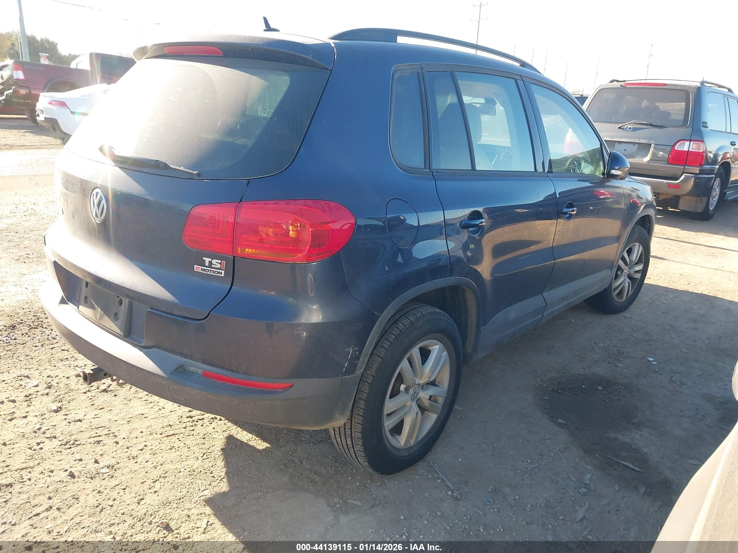 VOLKSWAGEN TIGUAN image 4