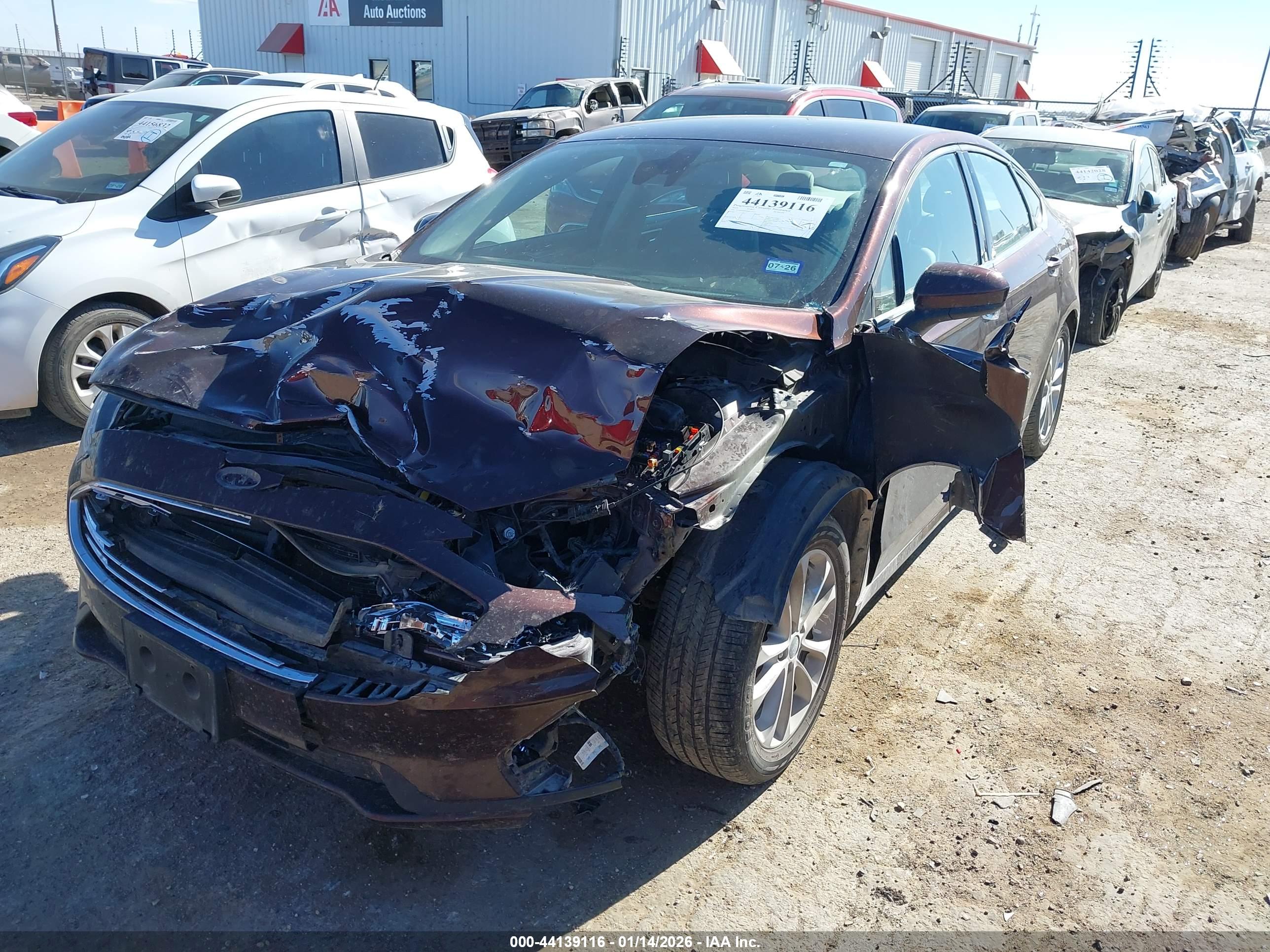 FORD FUSION image 6