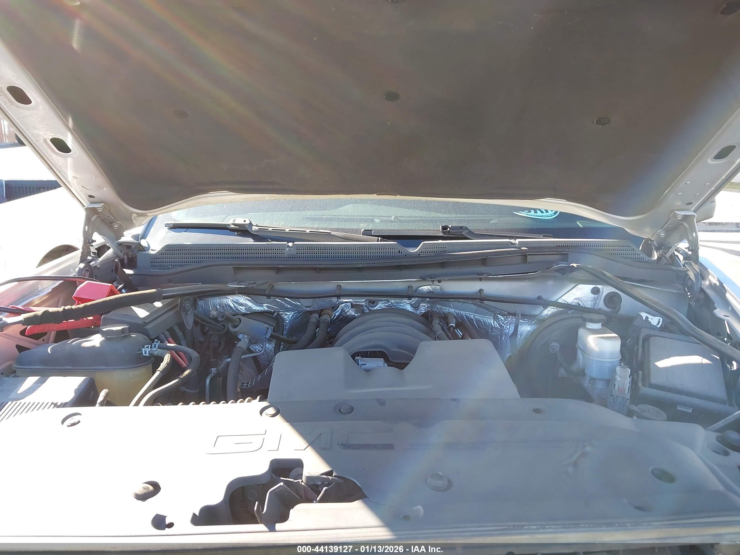 GMC SIERRA image 10