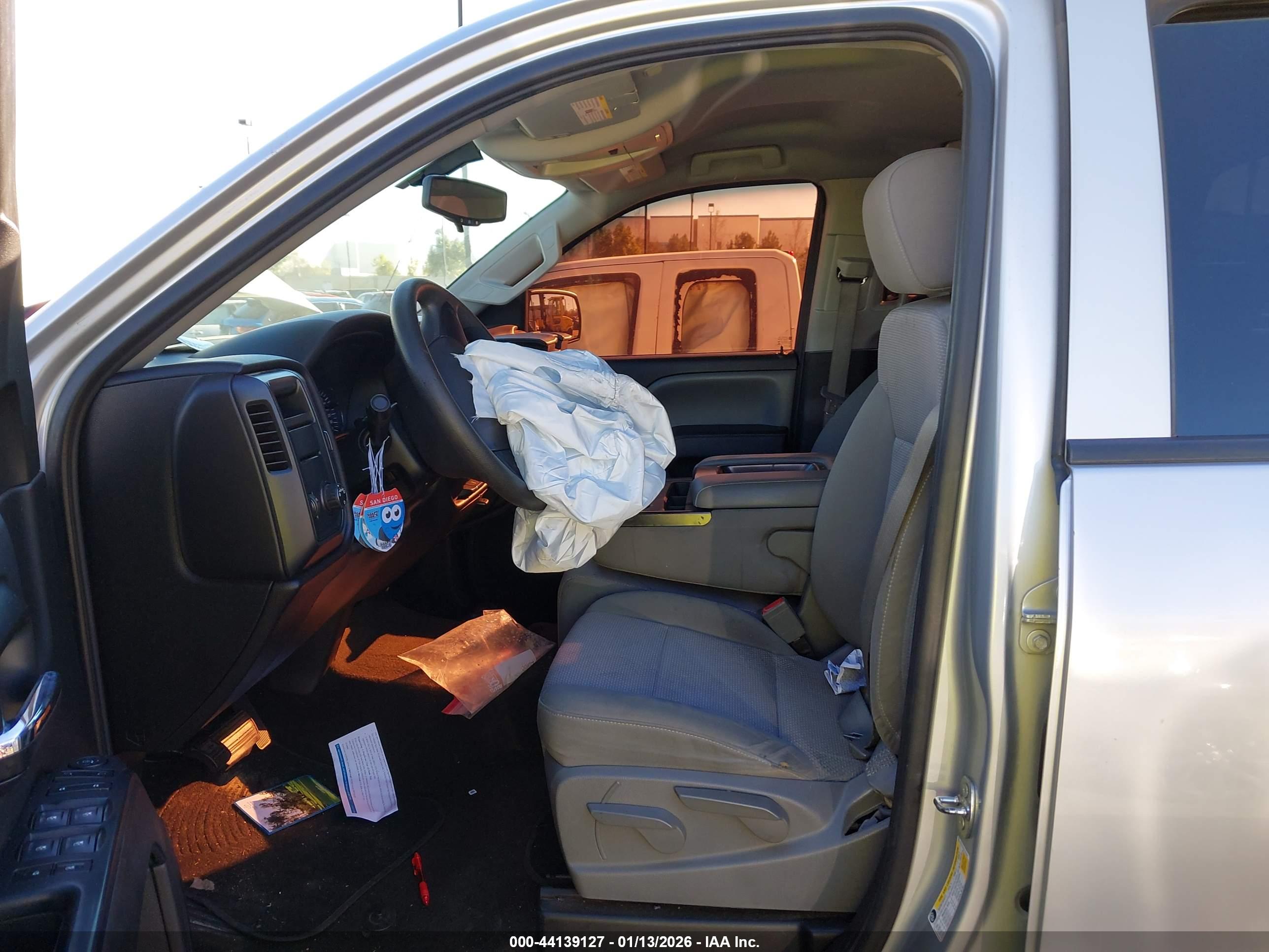 GMC SIERRA image 5