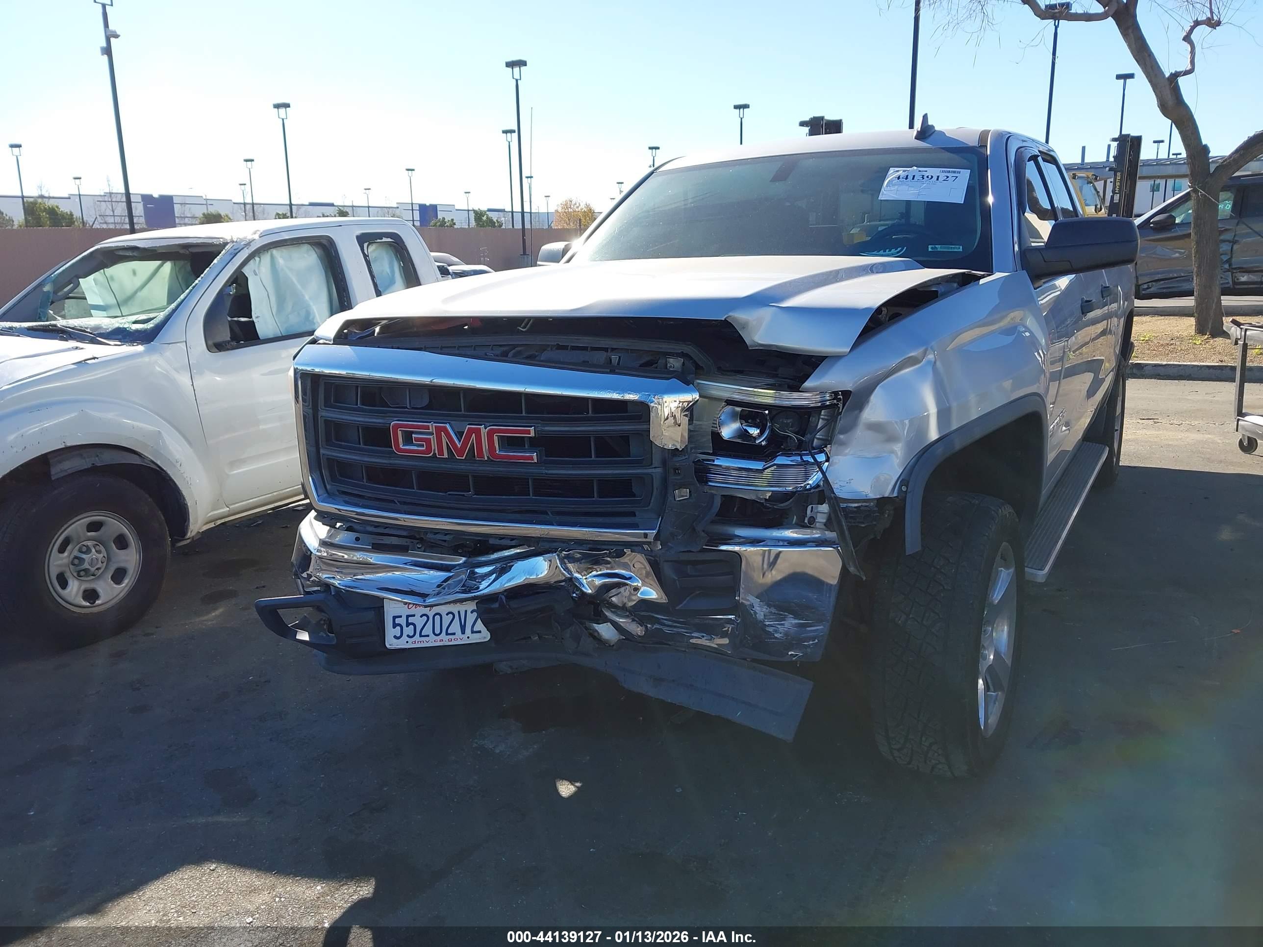 GMC SIERRA image 6