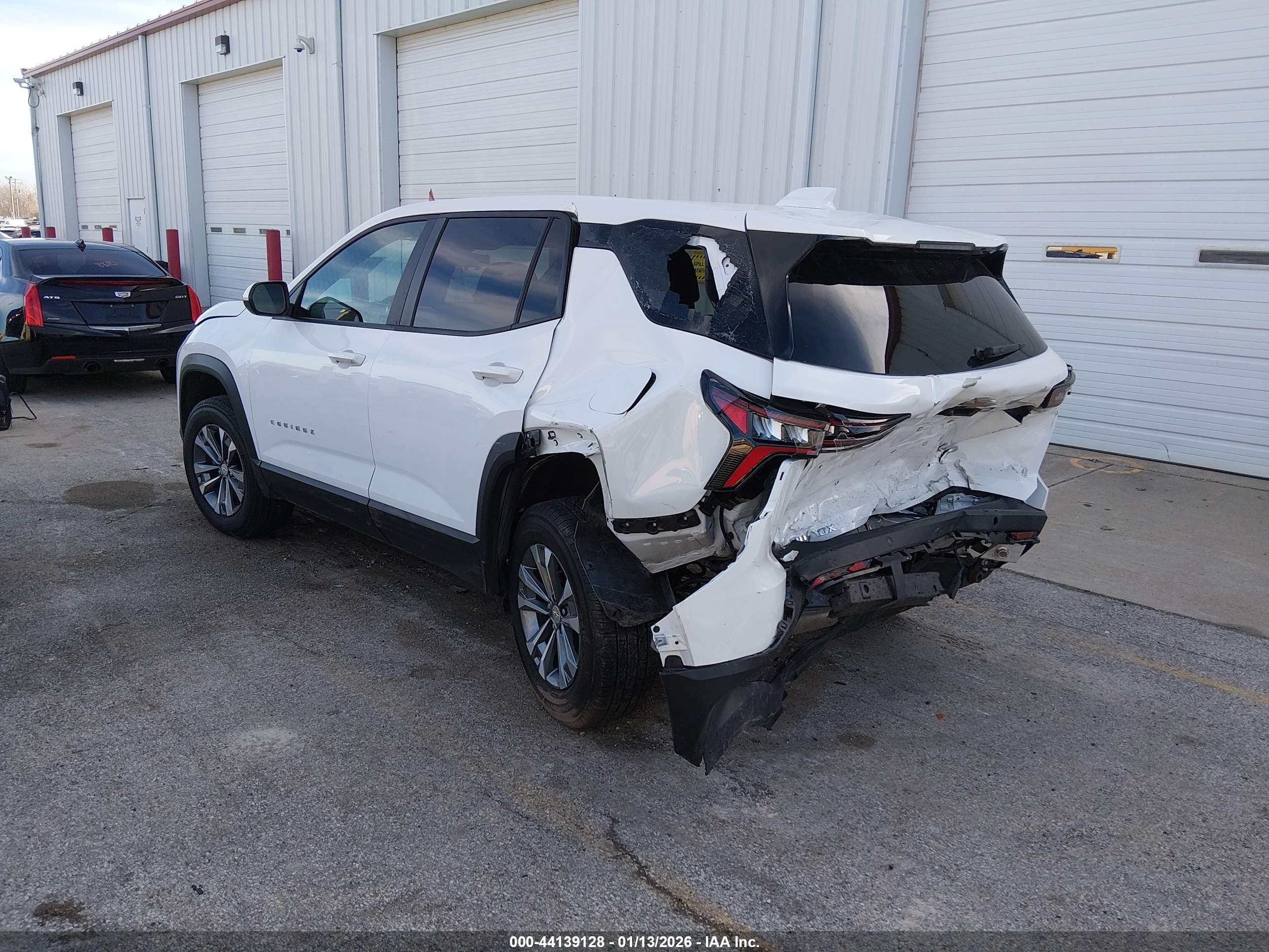 CHEVROLET EQUINOX image 3