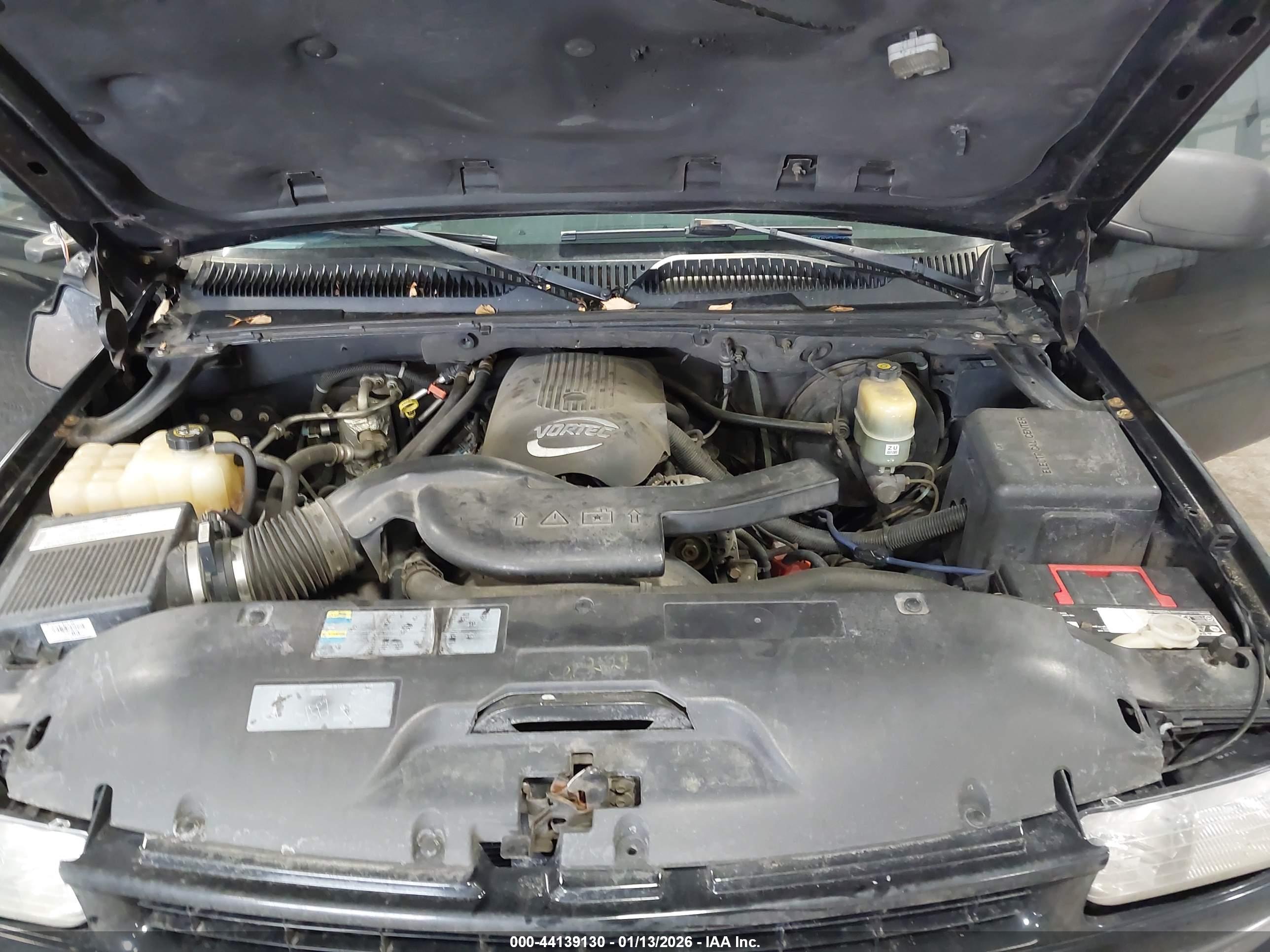 CHEVROLET TAHOE image 10