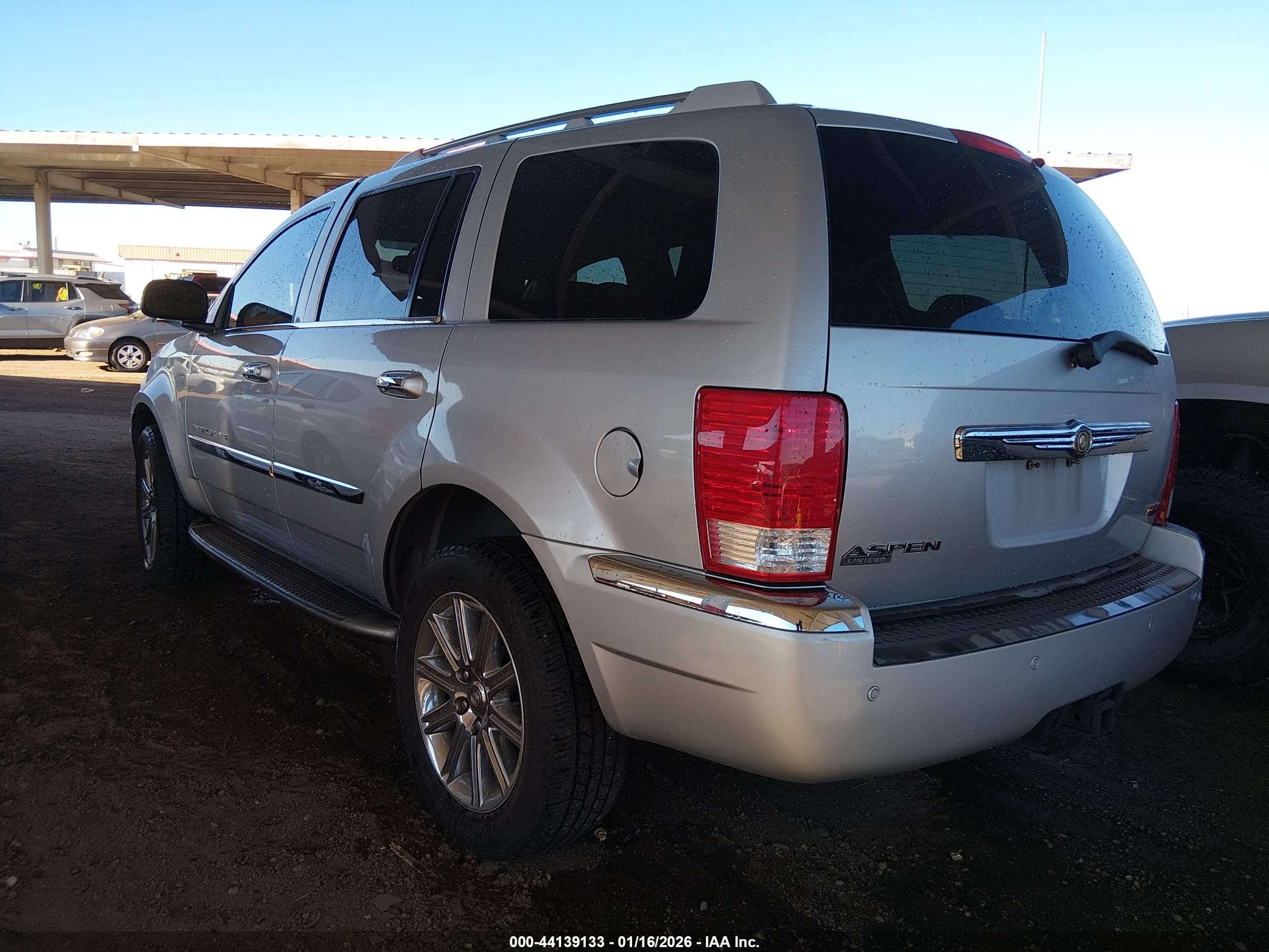 CHRYSLER ASPEN image 3