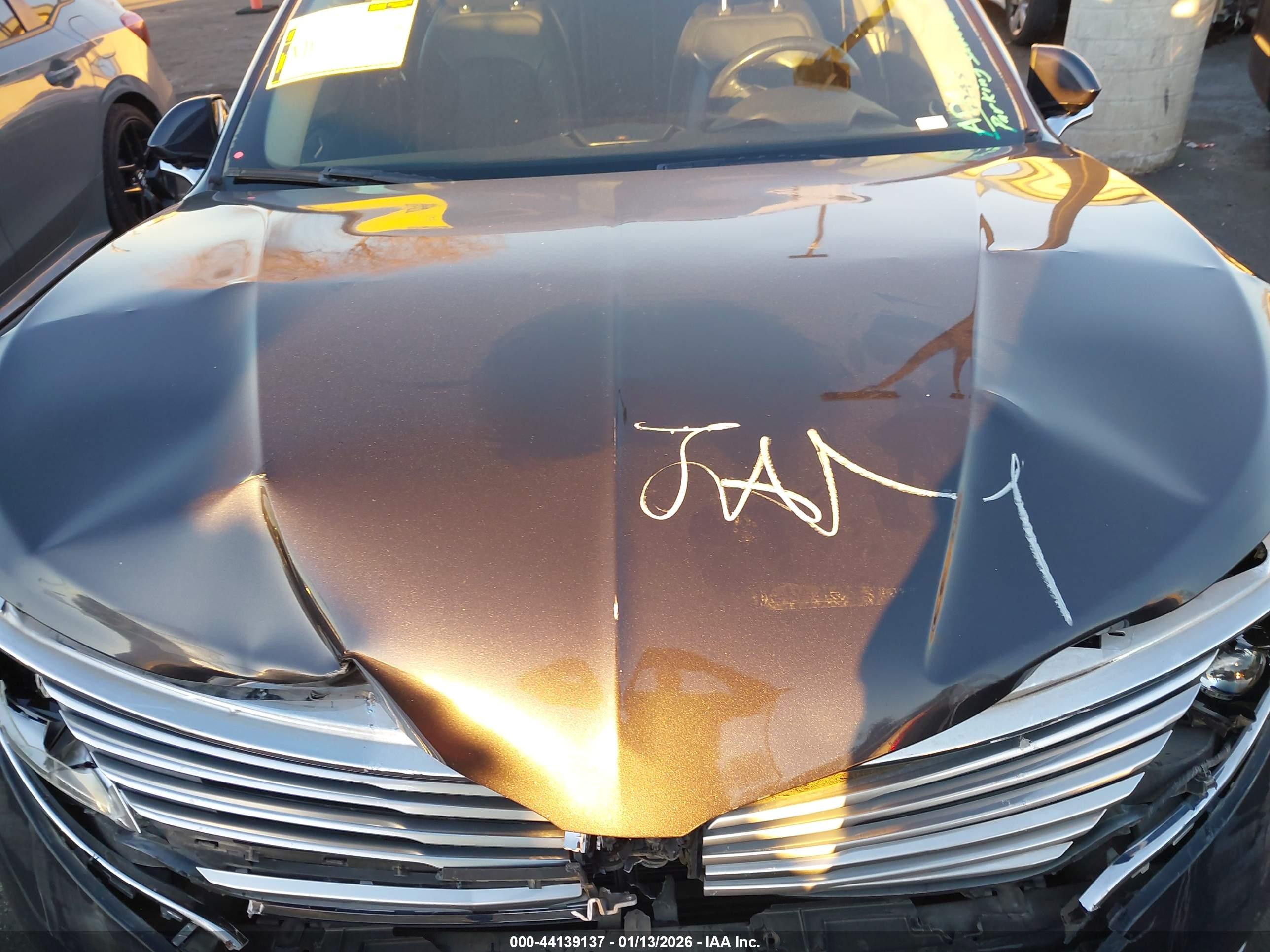 LINCOLN MKZ image 10