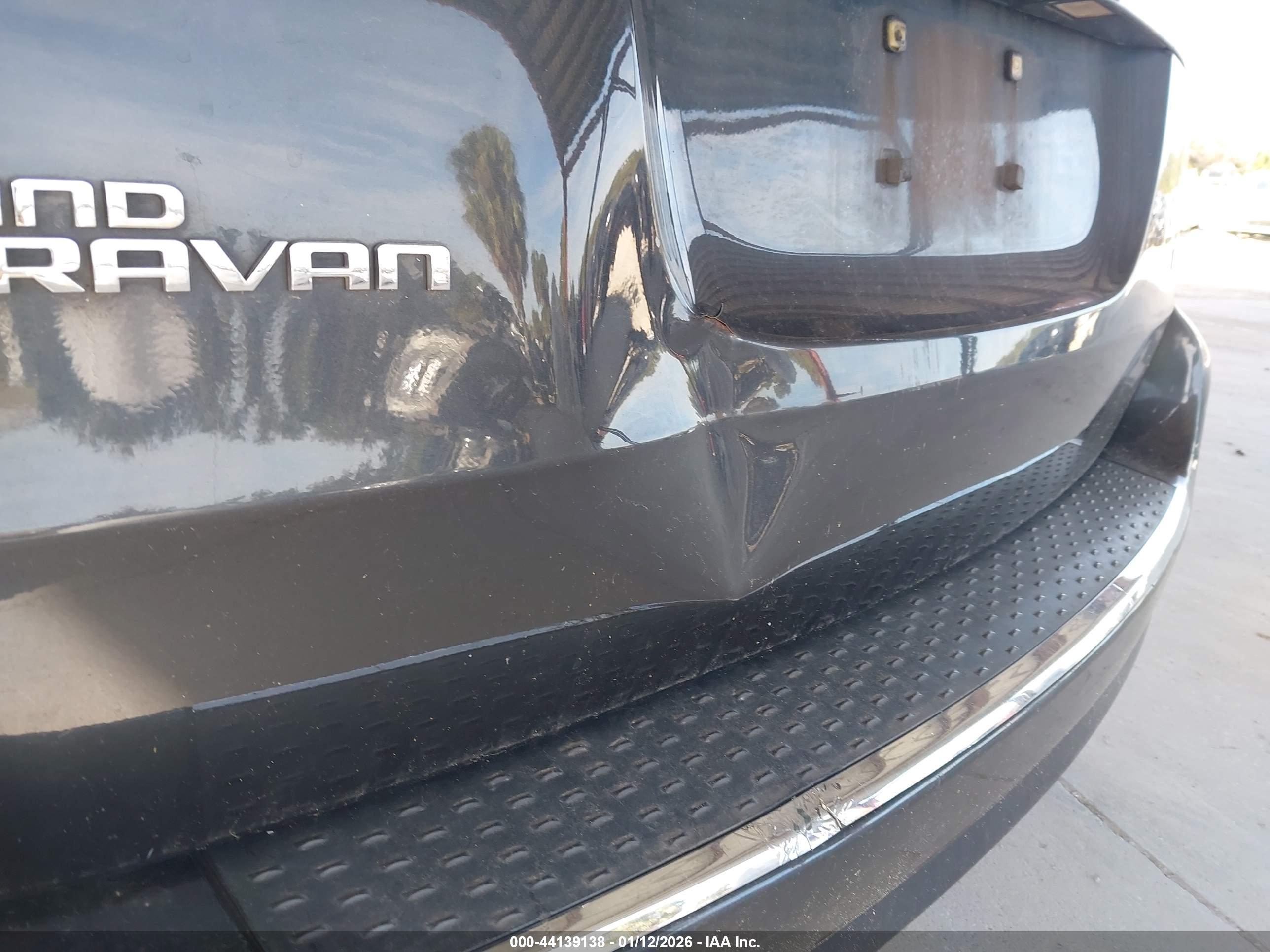 DODGE GRAND image 6