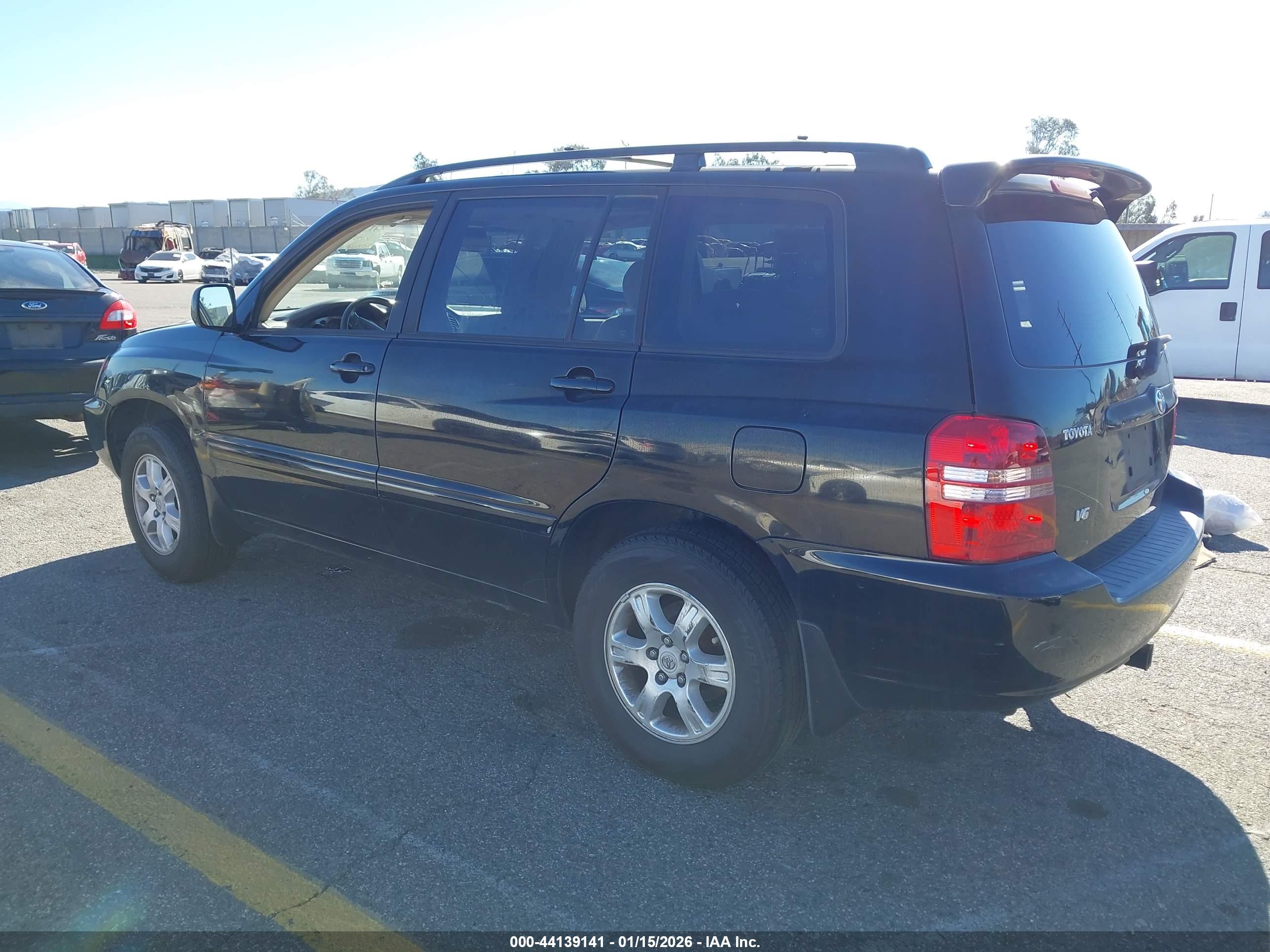 TOYOTA HIGHLANDER image 3