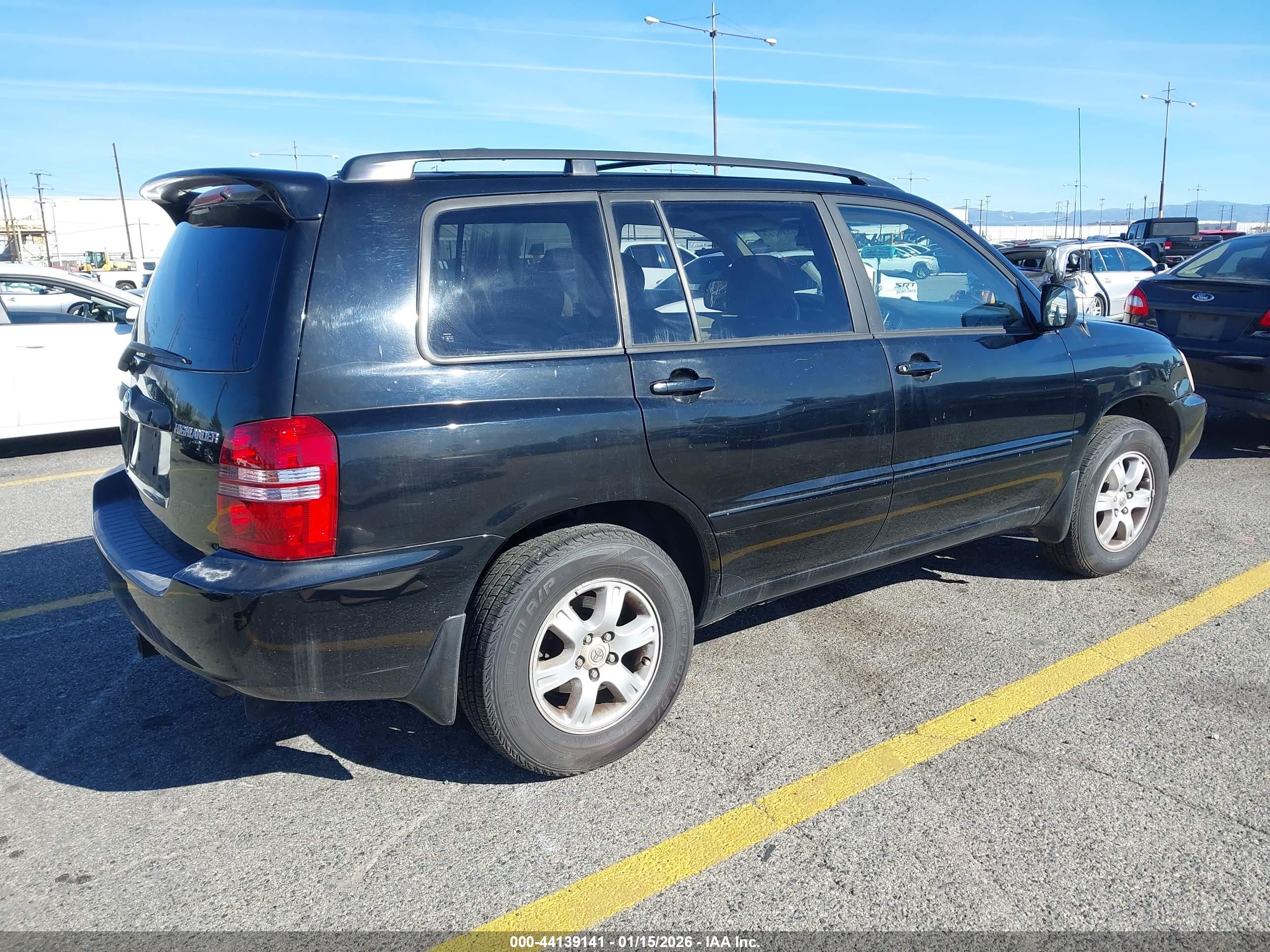TOYOTA HIGHLANDER image 4