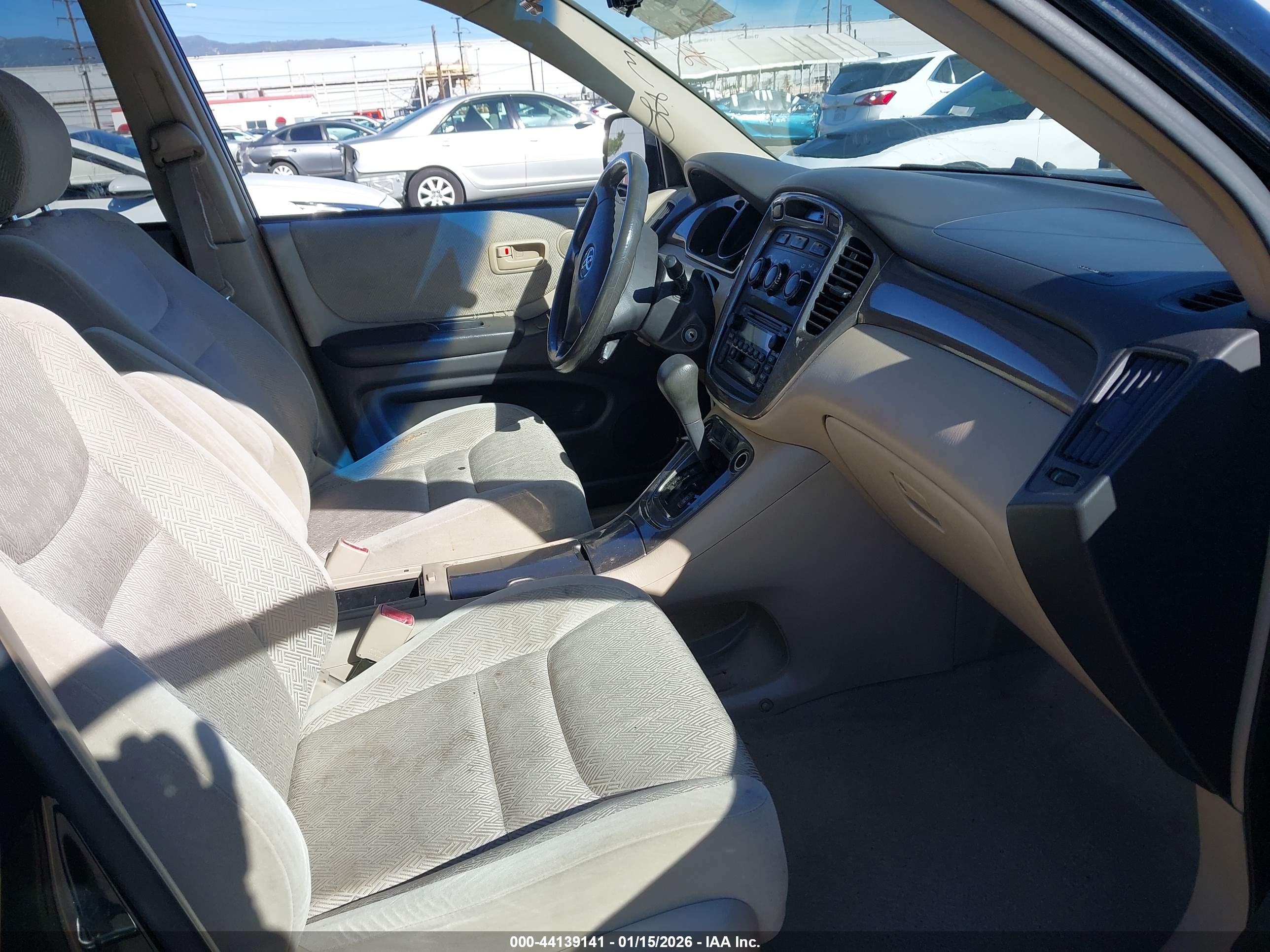 TOYOTA HIGHLANDER image 5