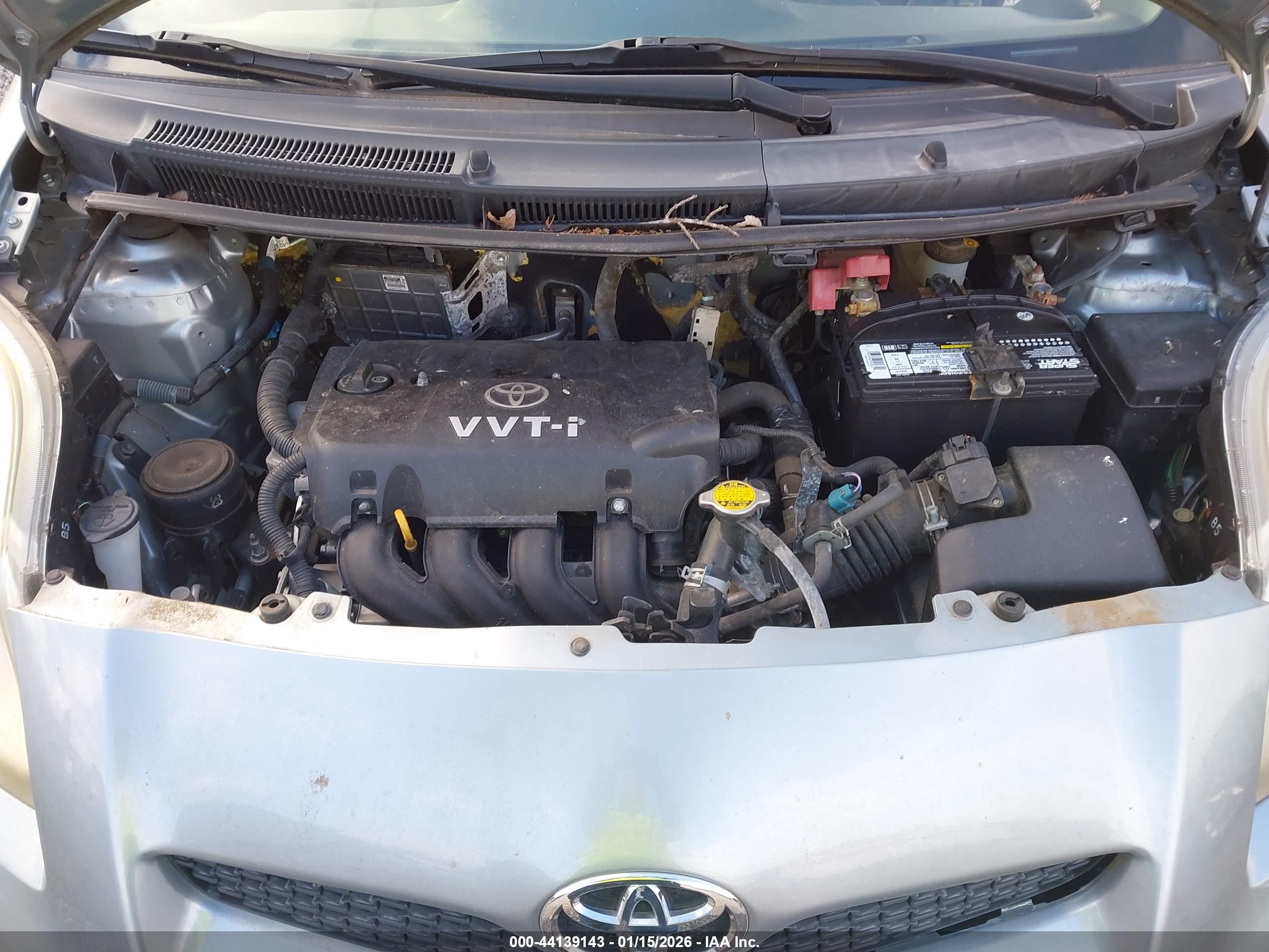 TOYOTA YARIS image 10