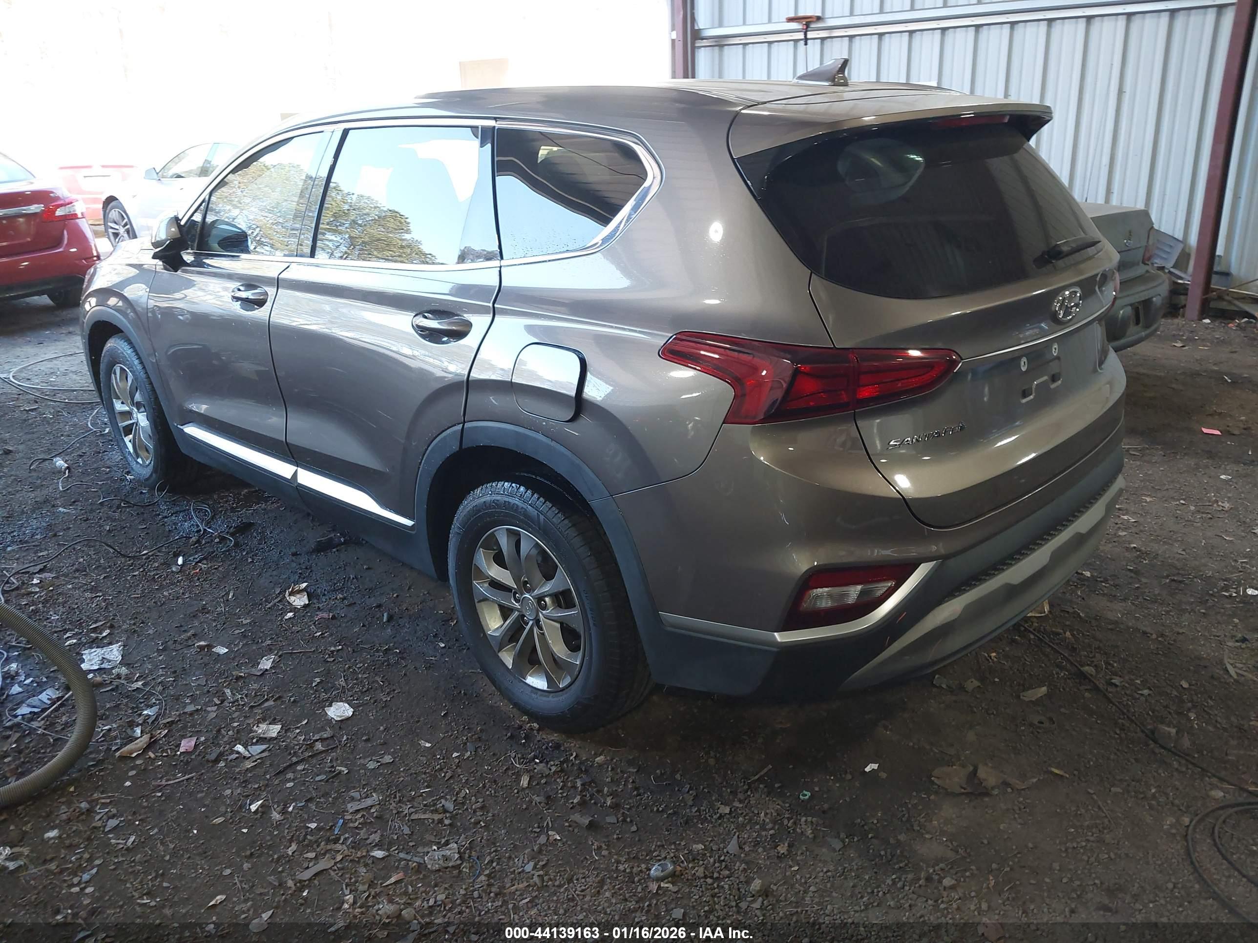 HYUNDAI SANTA image 3