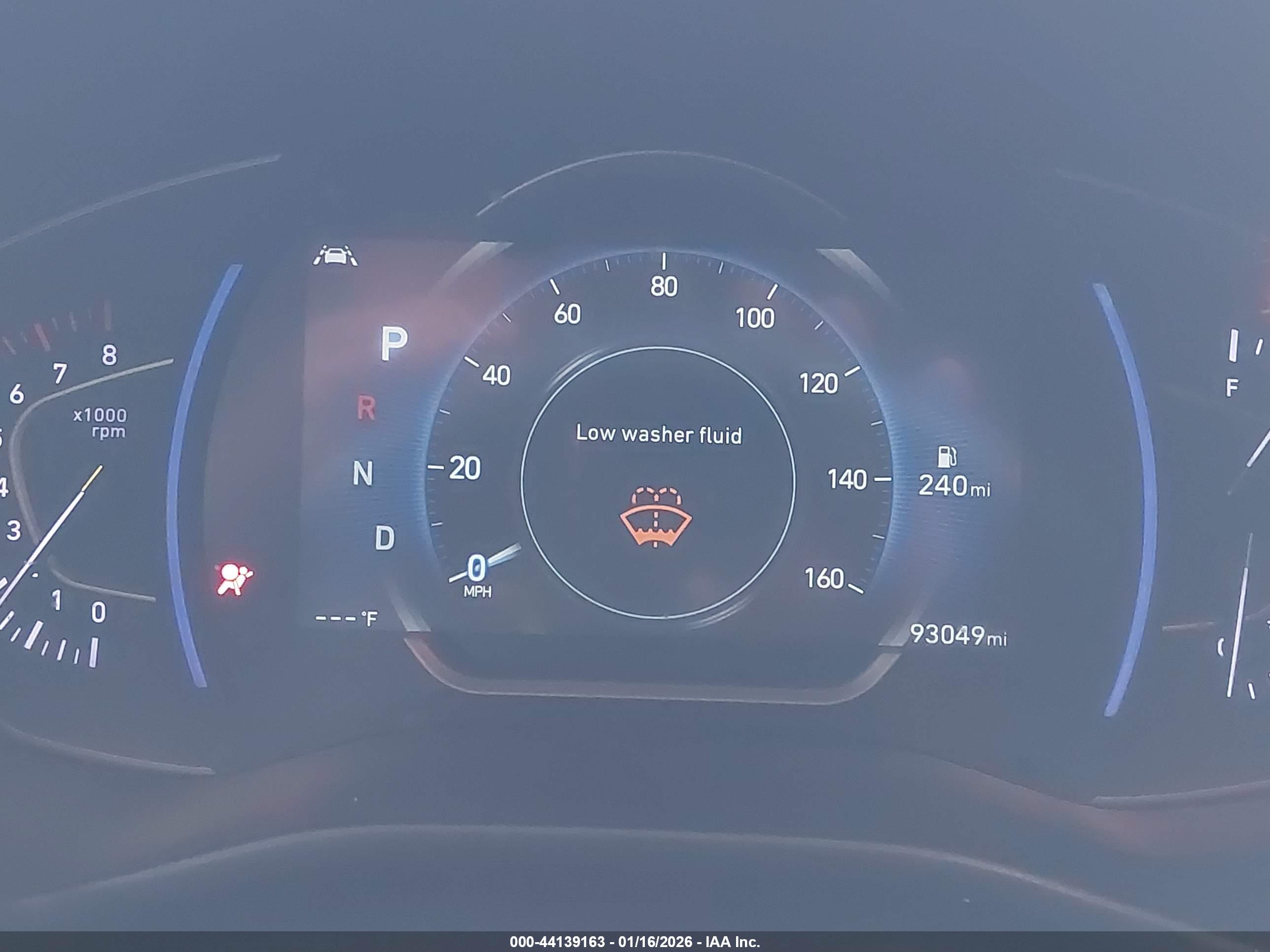 HYUNDAI SANTA image 7