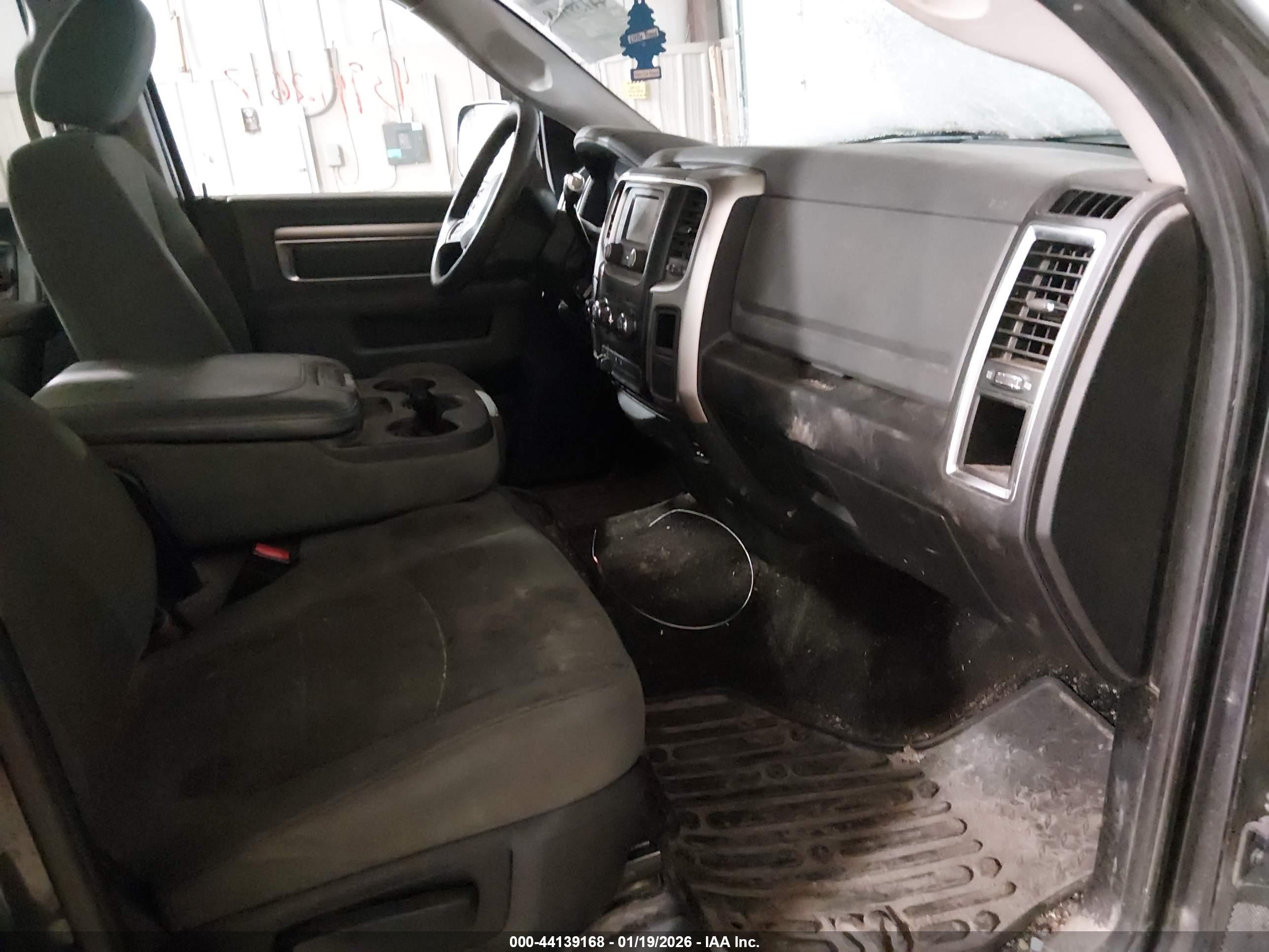 RAM 2500 image 5